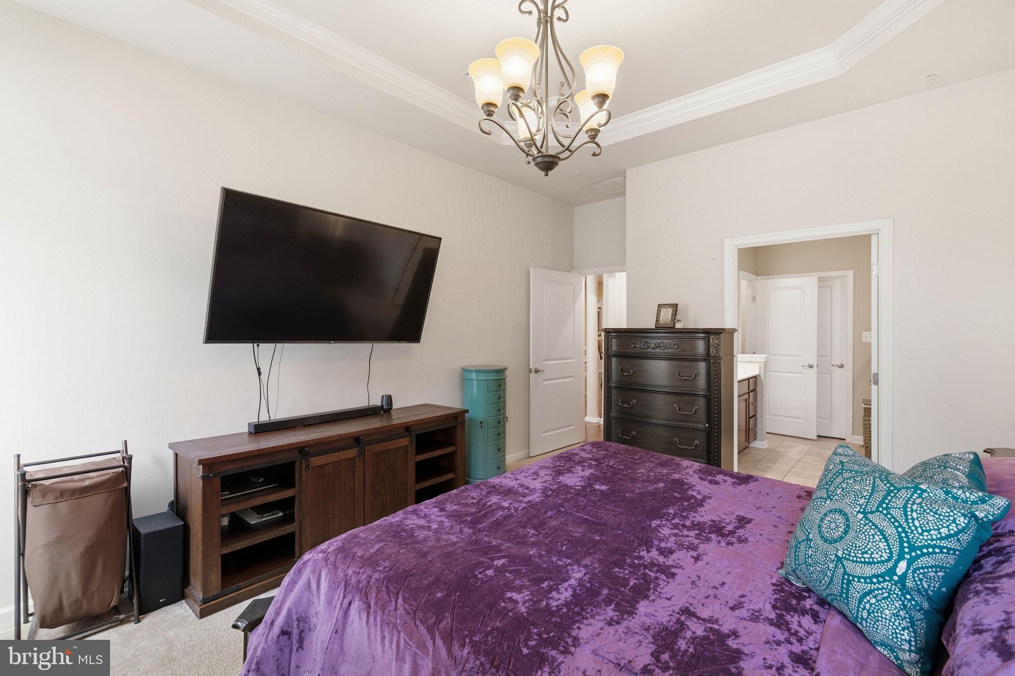 PONDVIEW - Residential