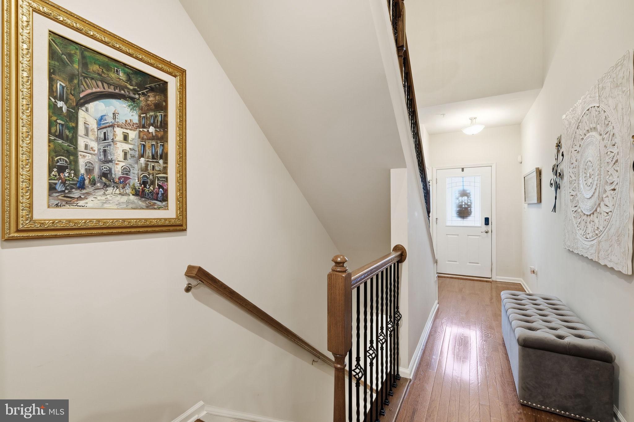 PONDVIEW - Residential