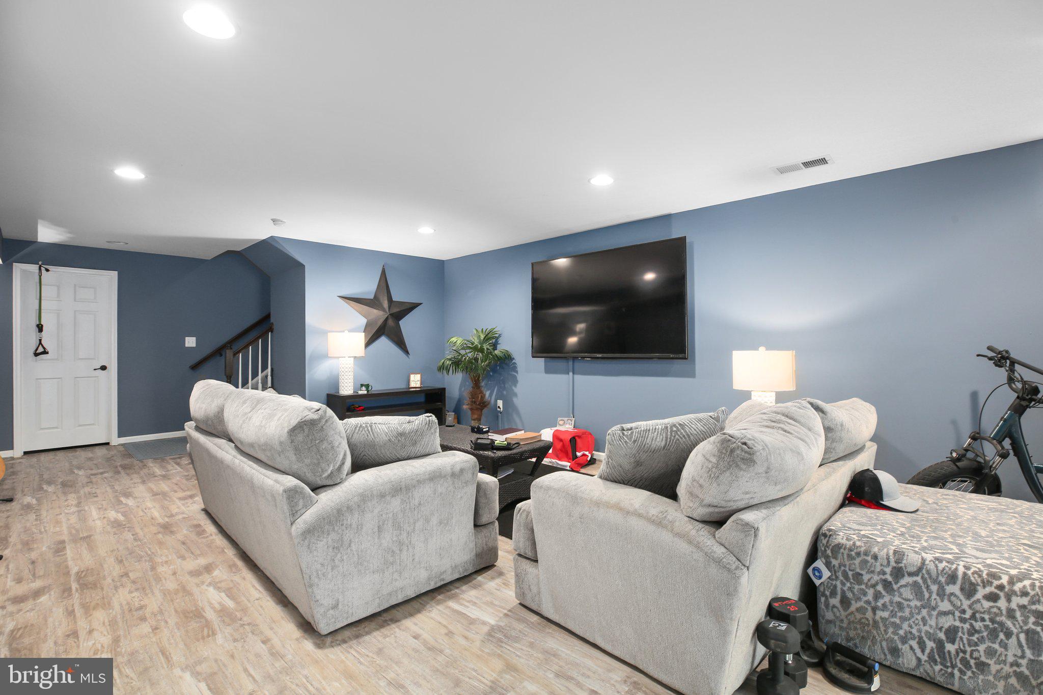 VILLAGE OF IDLEWILD - Residential