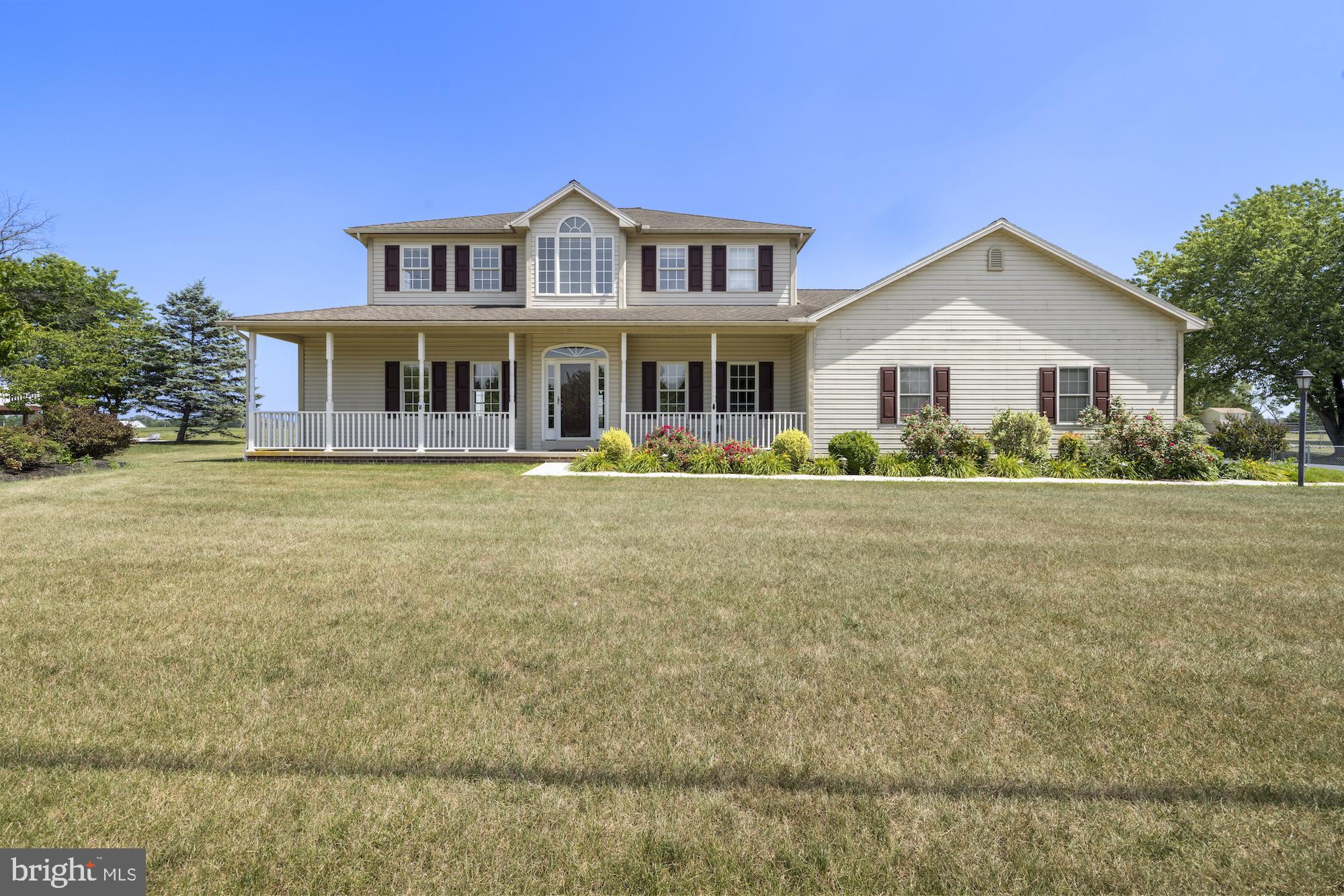 LAKE HERITAGE - Residential