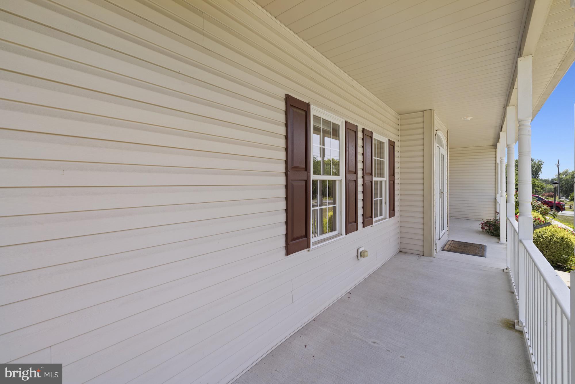 LAKE HERITAGE - Residential