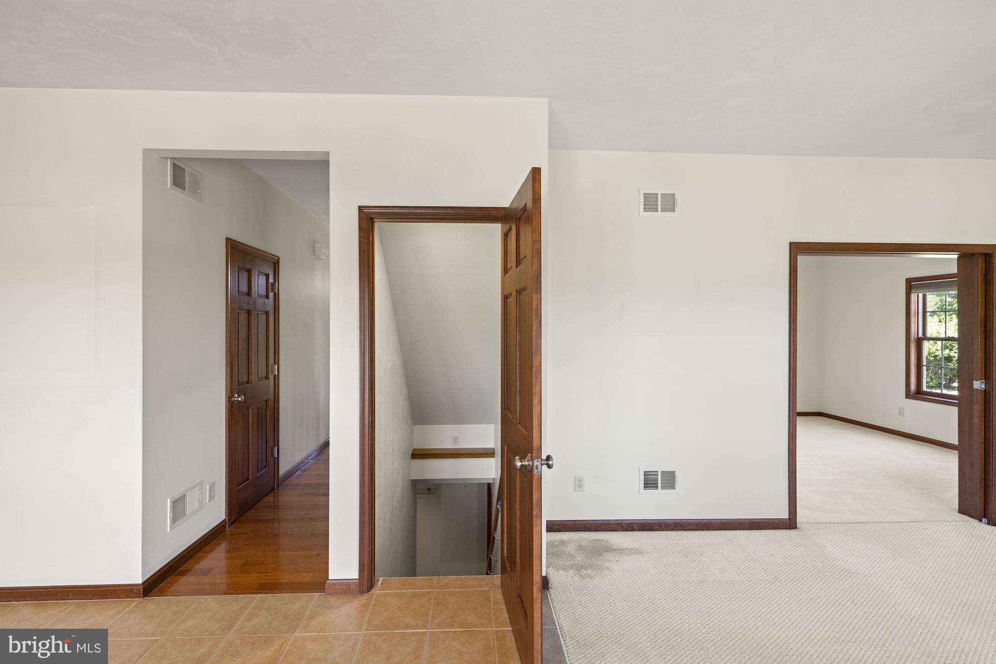 LAKE HERITAGE - Residential