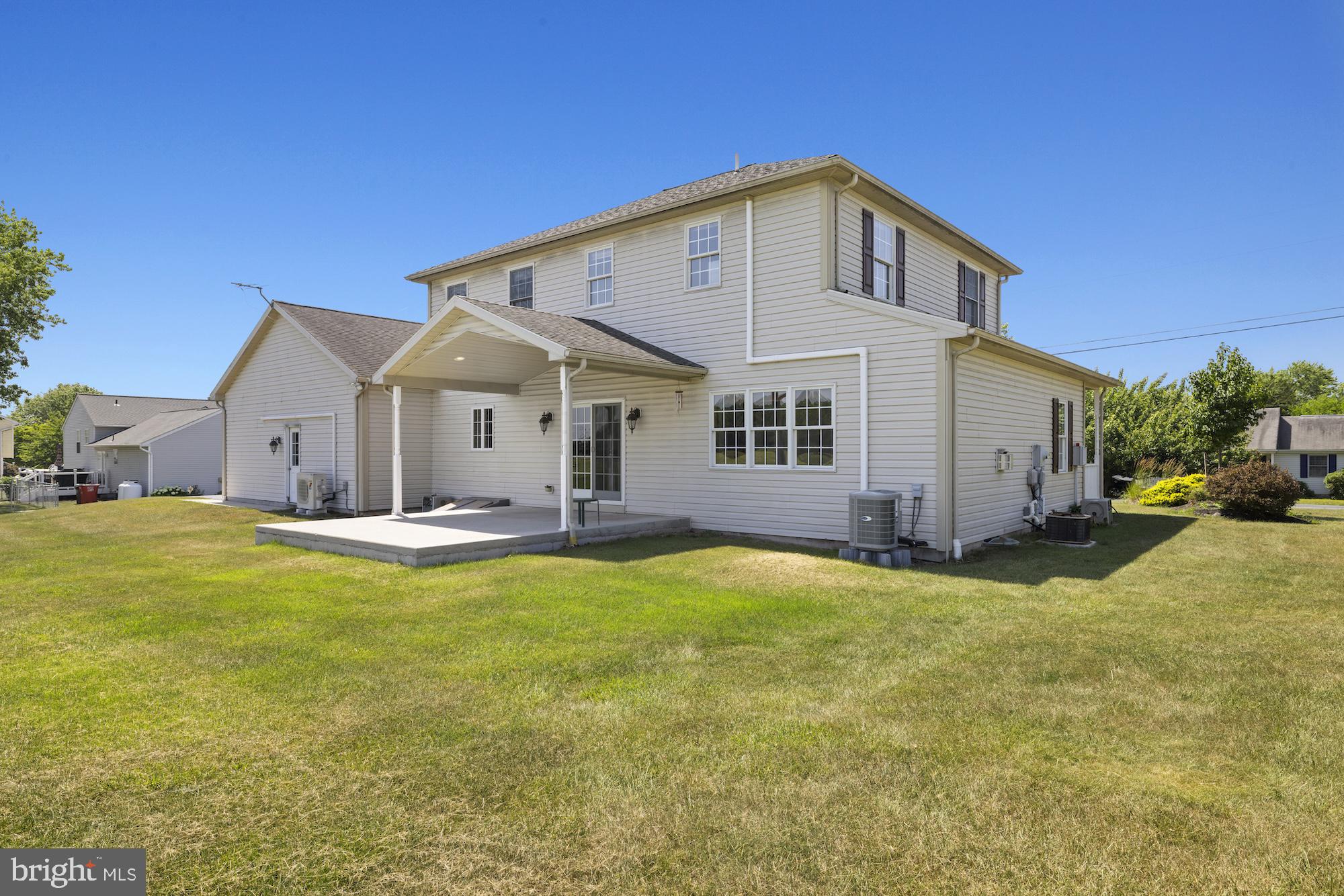 LAKE HERITAGE - Residential