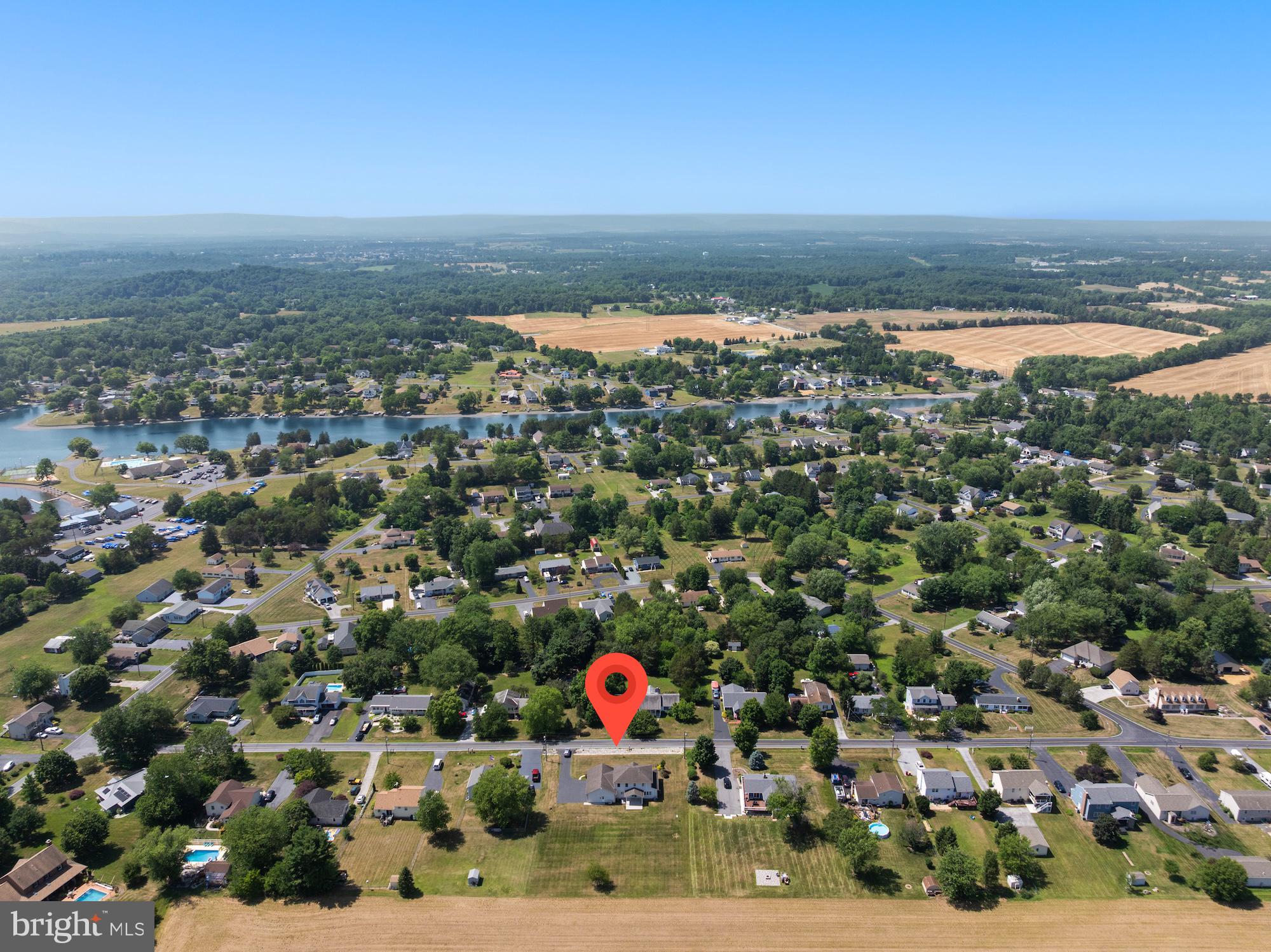 LAKE HERITAGE - Residential