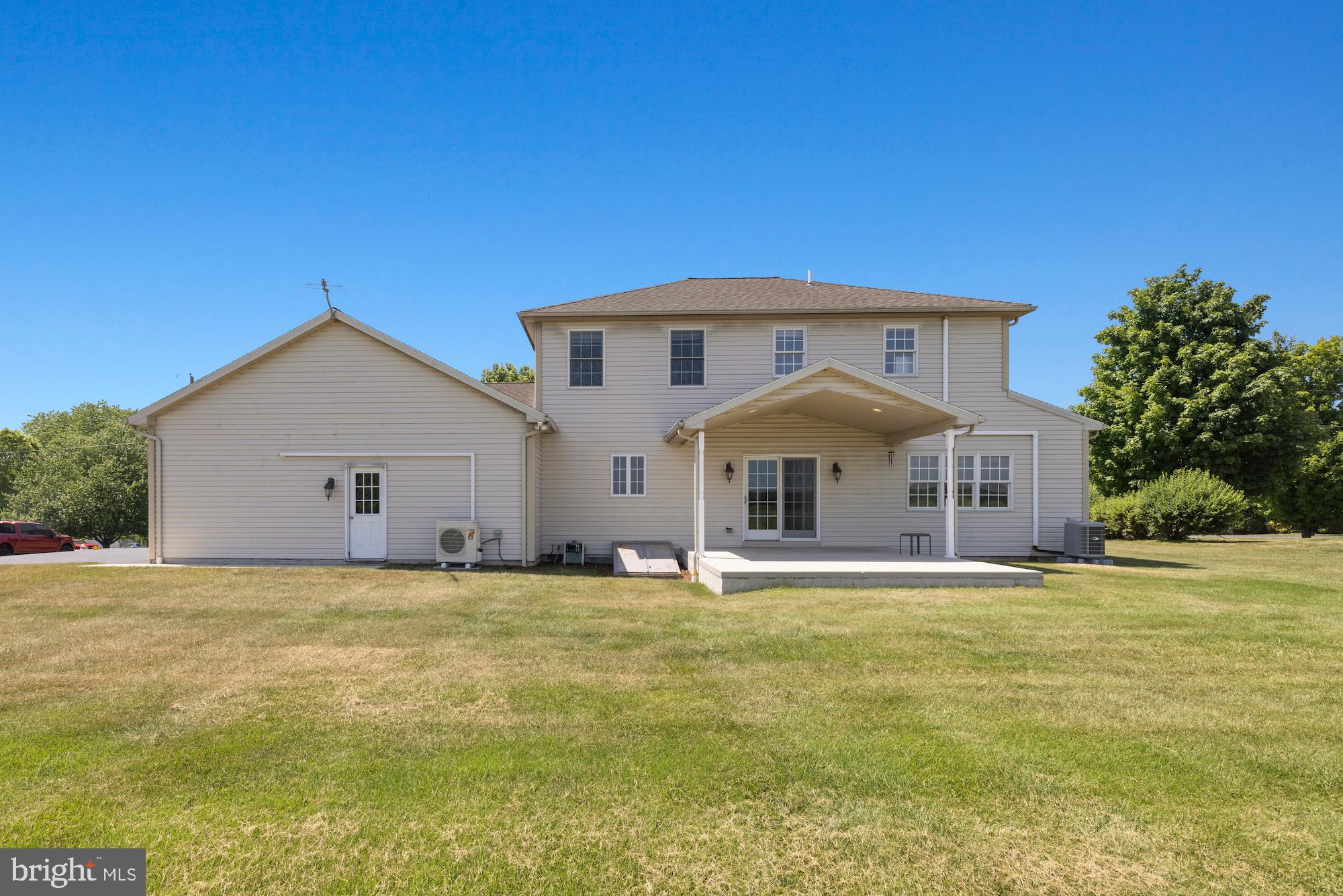 LAKE HERITAGE - Residential