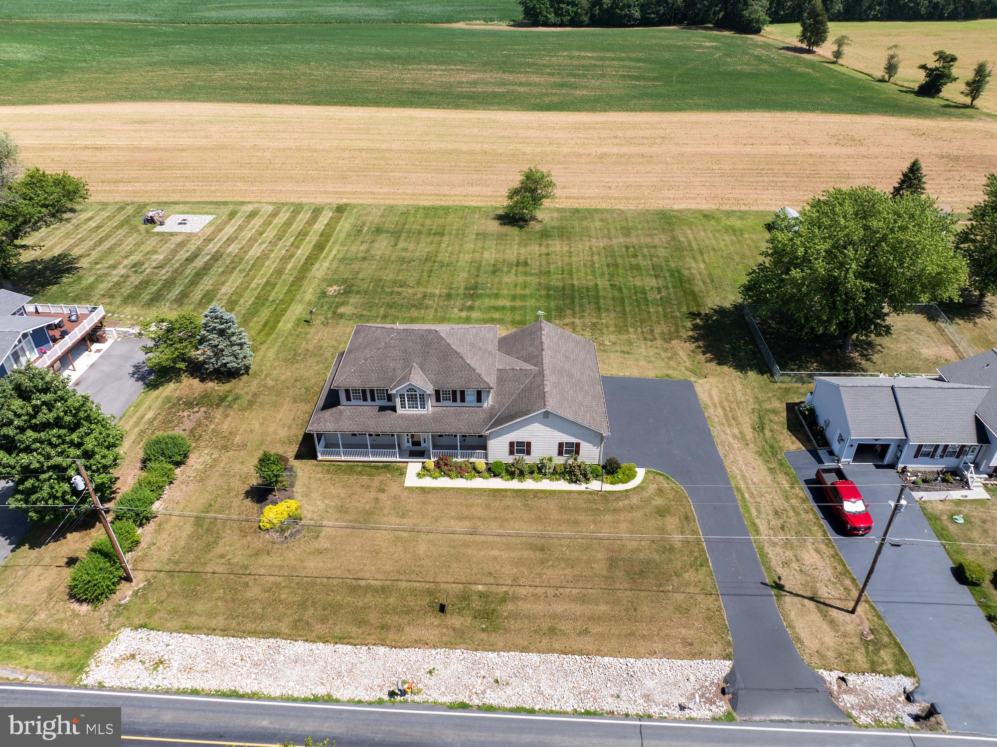 LAKE HERITAGE - Residential