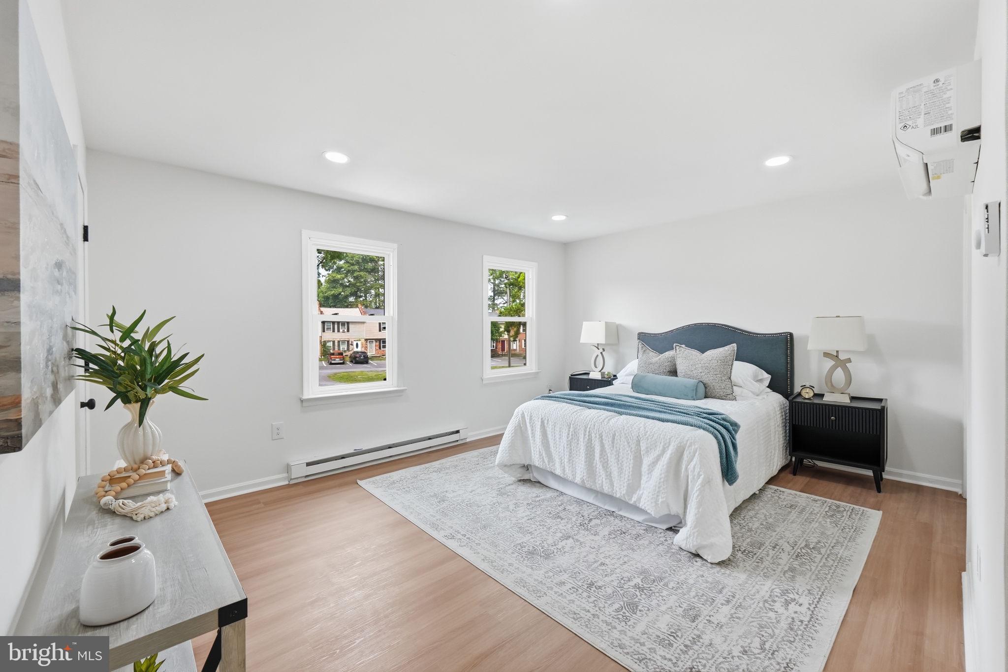 FREDERICKTOWNE TOWNHOUSE - Residential