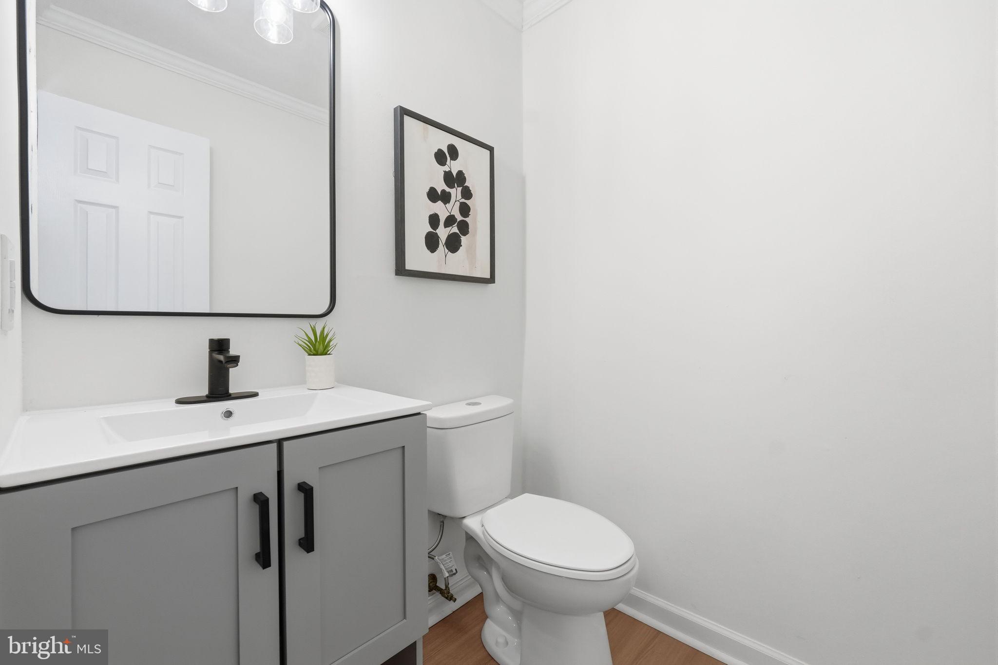 FREDERICKTOWNE TOWNHOUSE - Residential
