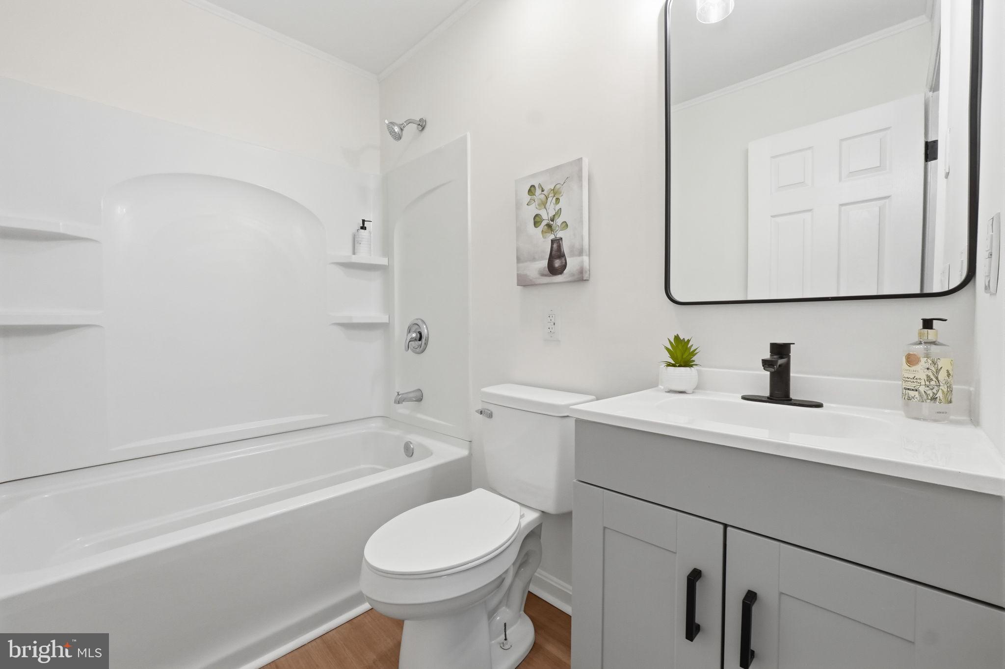 FREDERICKTOWNE TOWNHOUSE - Residential