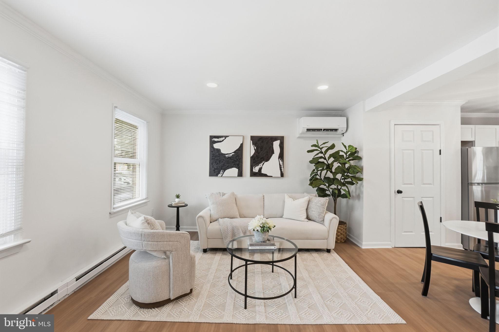 FREDERICKTOWNE TOWNHOUSE - Residential