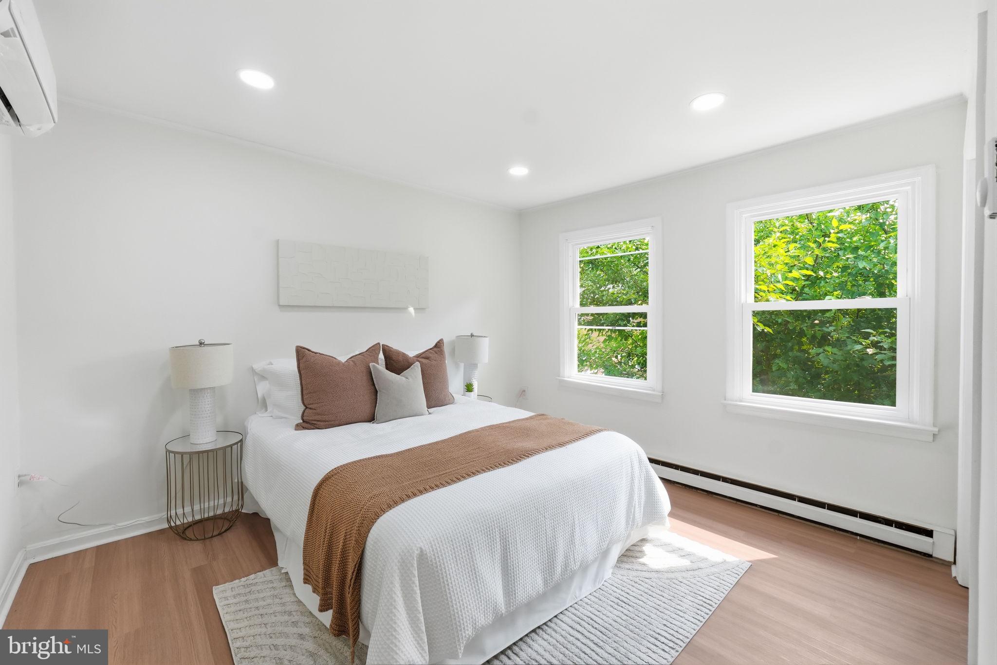 FREDERICKTOWNE TOWNHOUSE - Residential