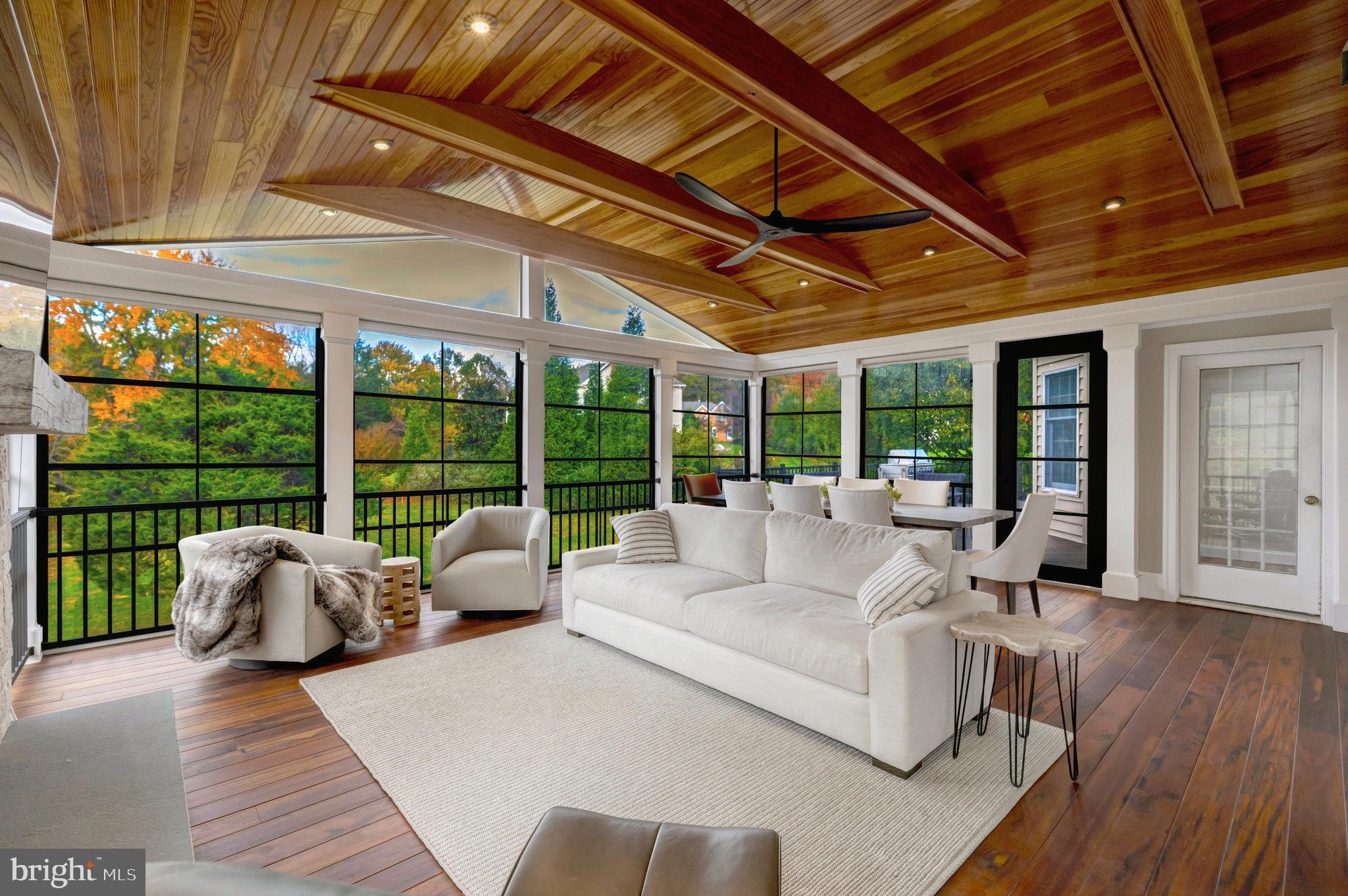 HUNTER MILL ESTATES - Residential