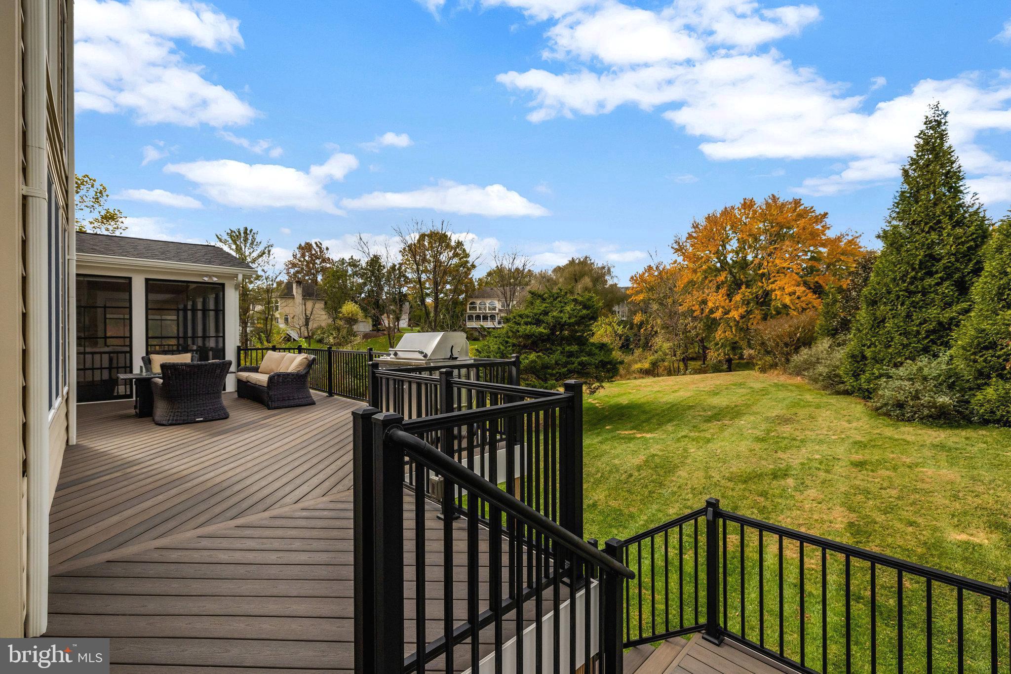 HUNTER MILL ESTATES - Residential