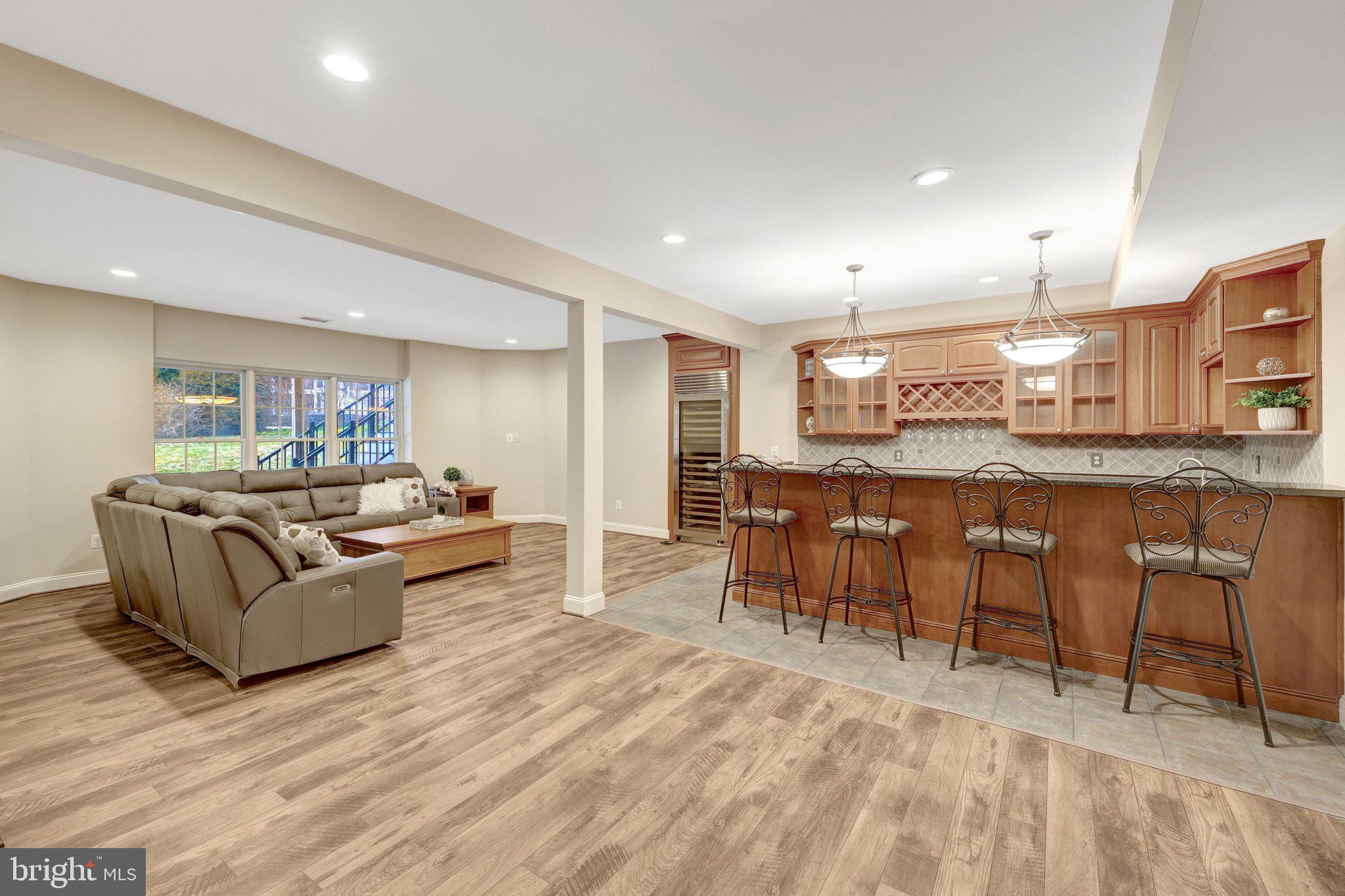 HUNTER MILL ESTATES - Residential