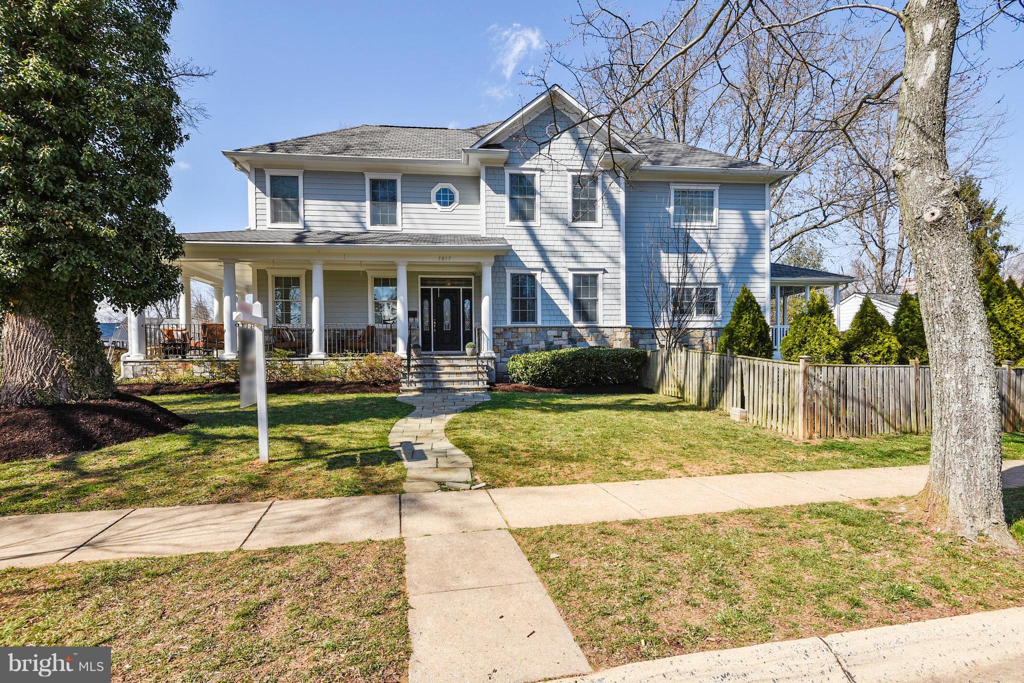HENDRY ESTATES - Residential