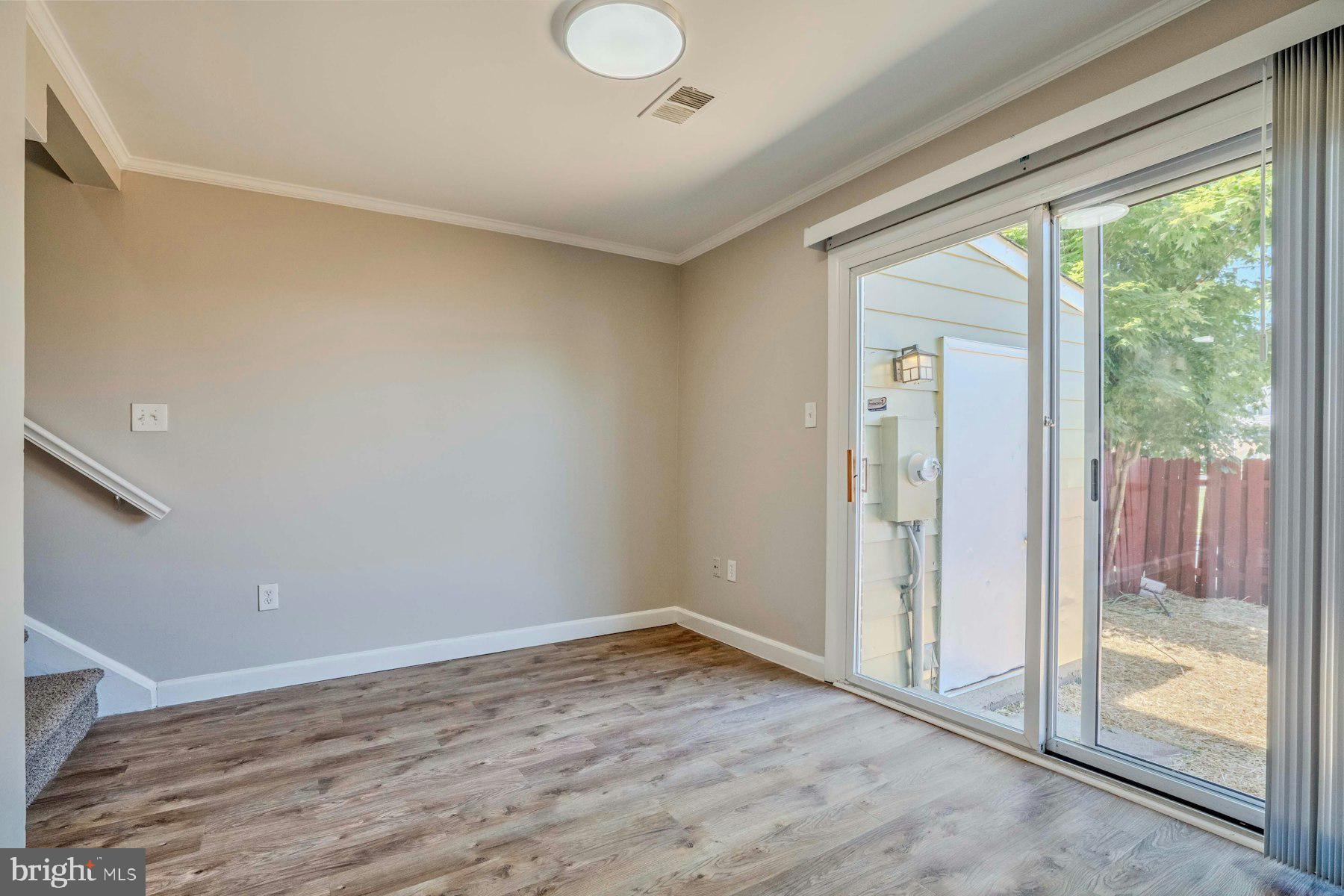 WILLIAMSTOWN - Residential