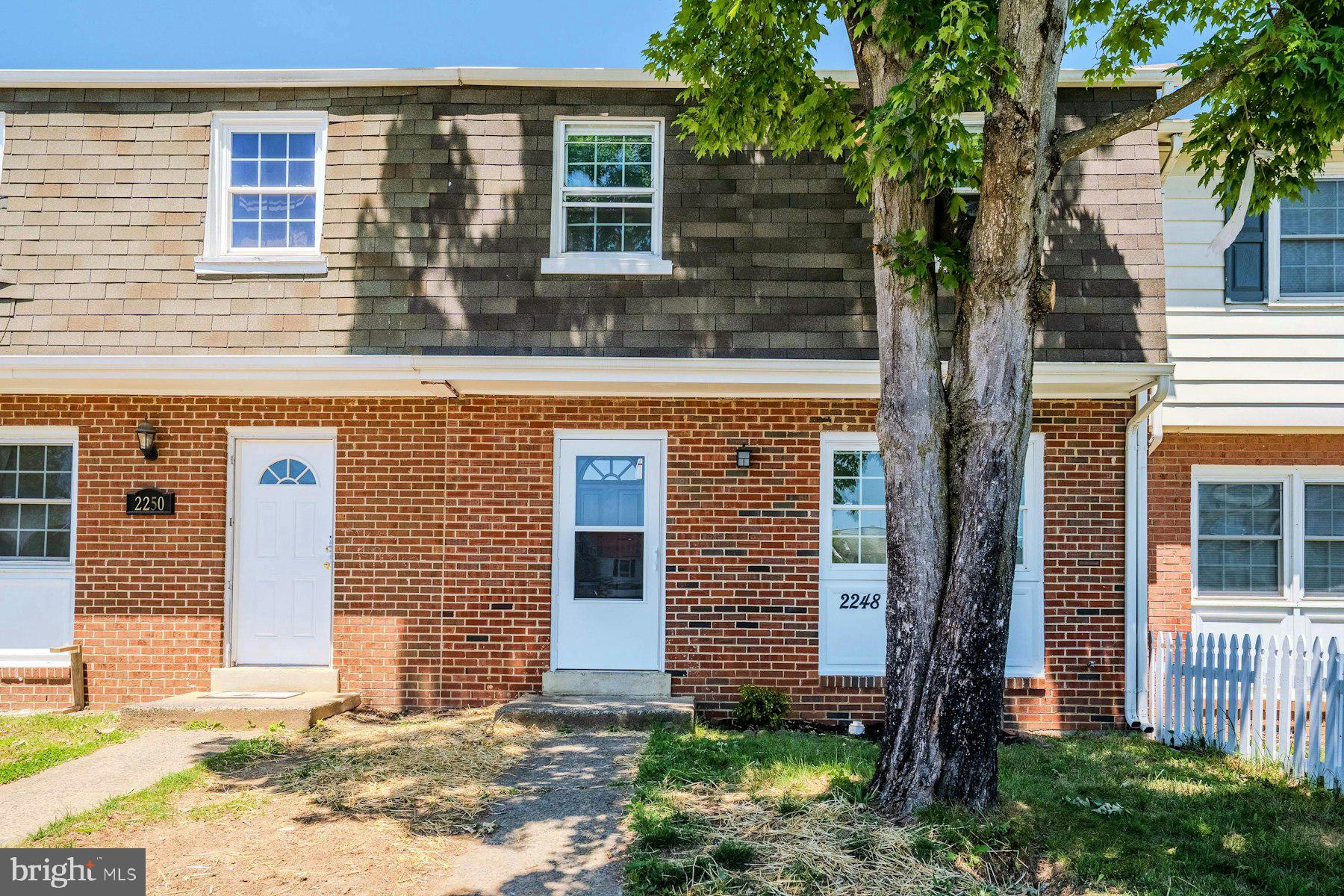 WILLIAMSTOWN - Residential