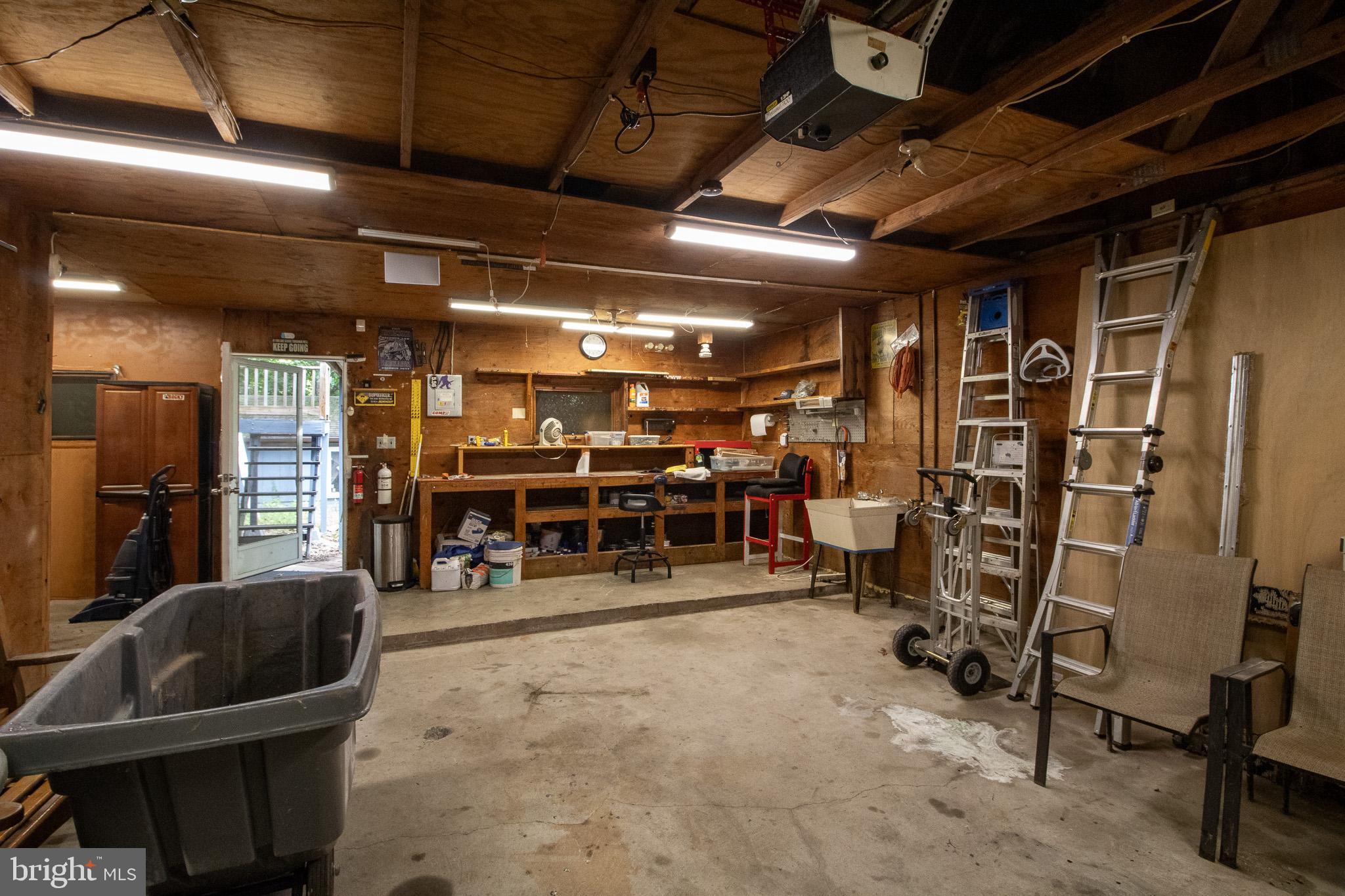 HARPERS FERRY CAMPSITES - Residential