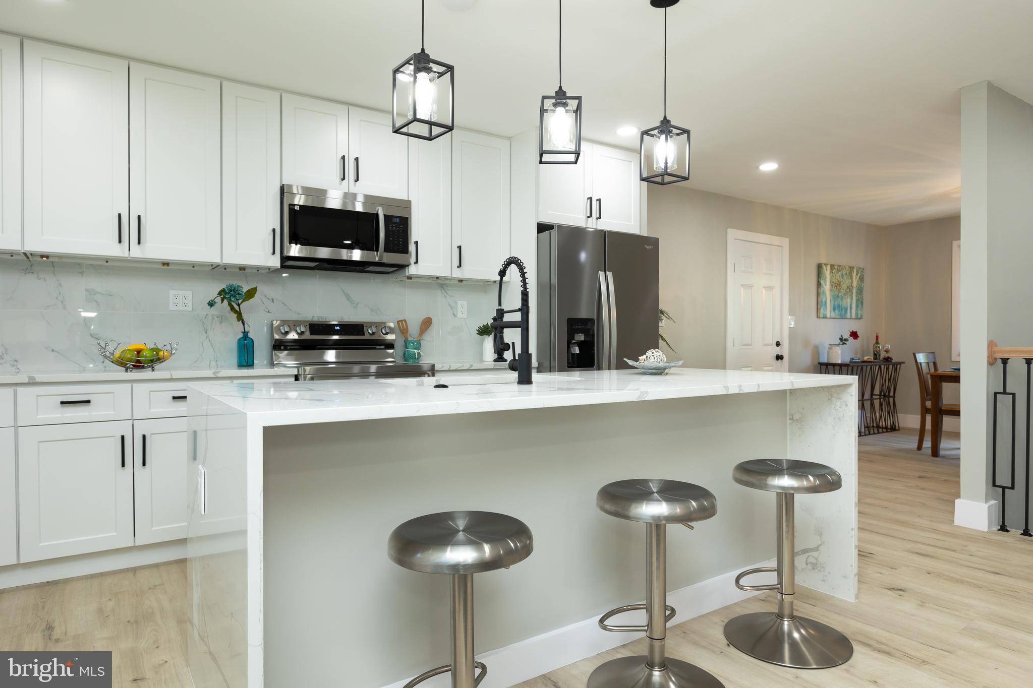 WALBROOKE MANOR - Residential