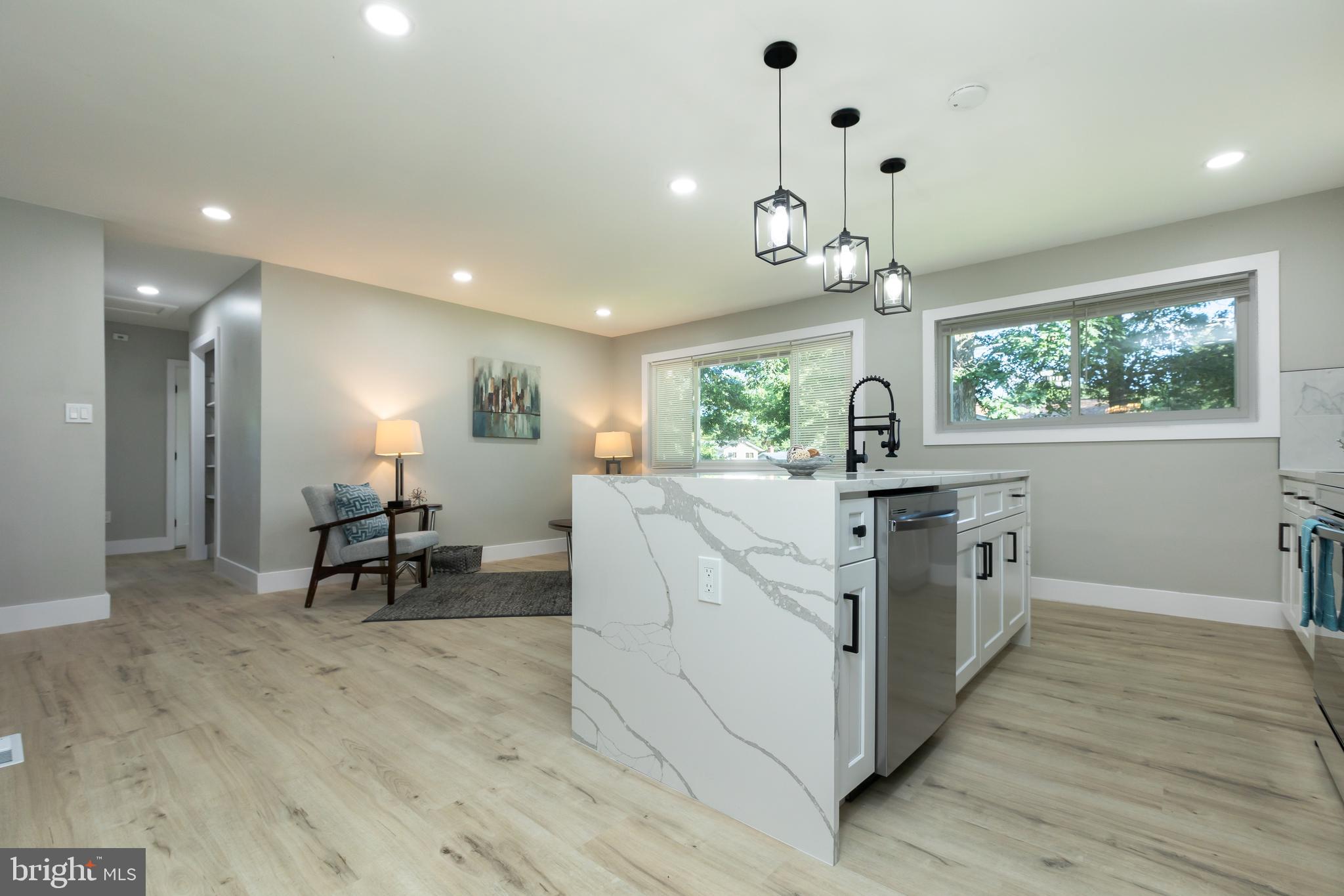 WALBROOKE MANOR - Residential