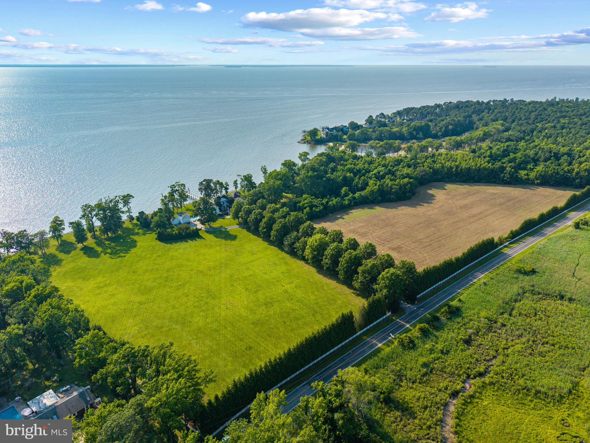 SHORES OF BLOODY POINT - Residential