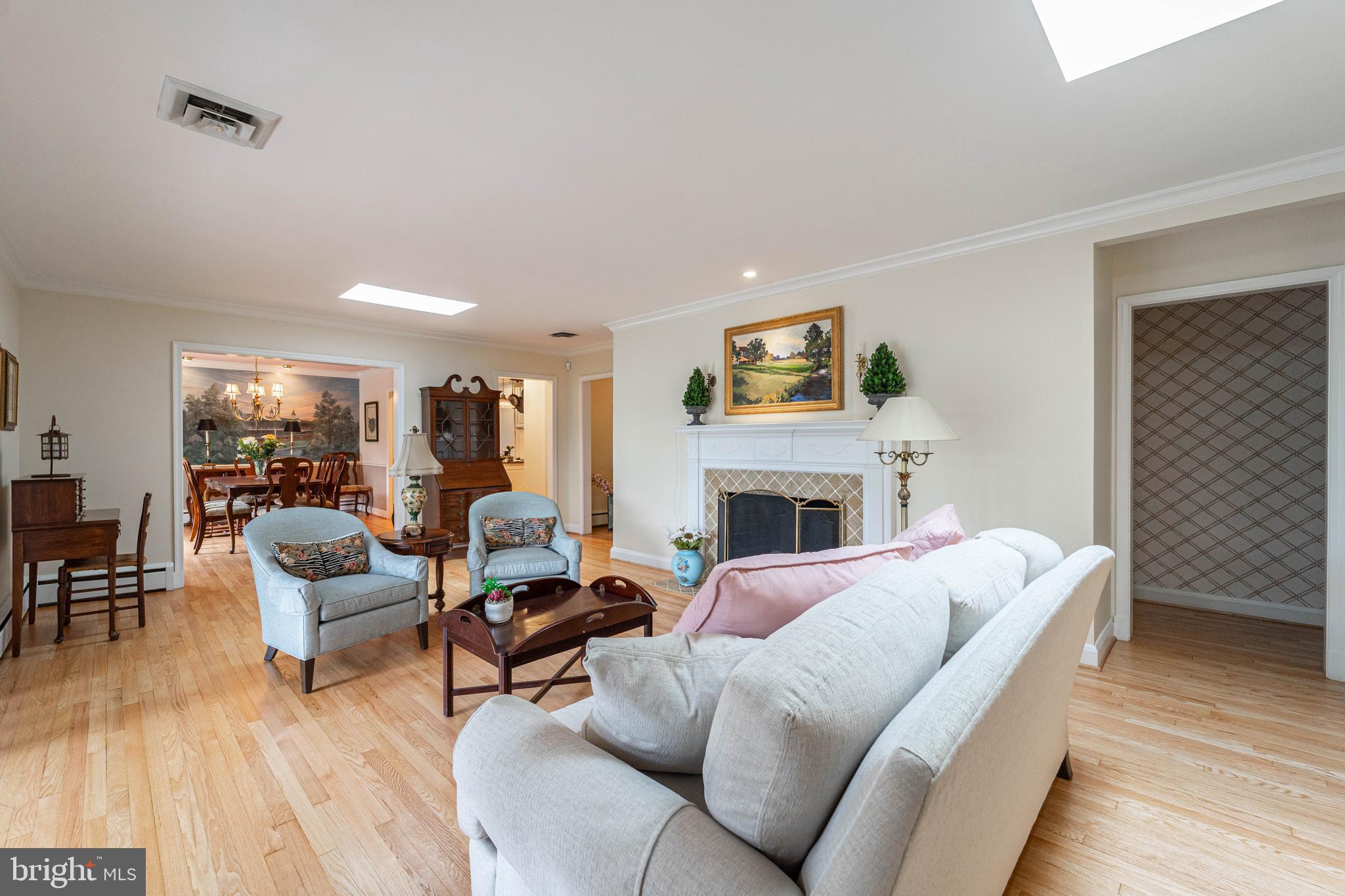 HAMPTON - Residential