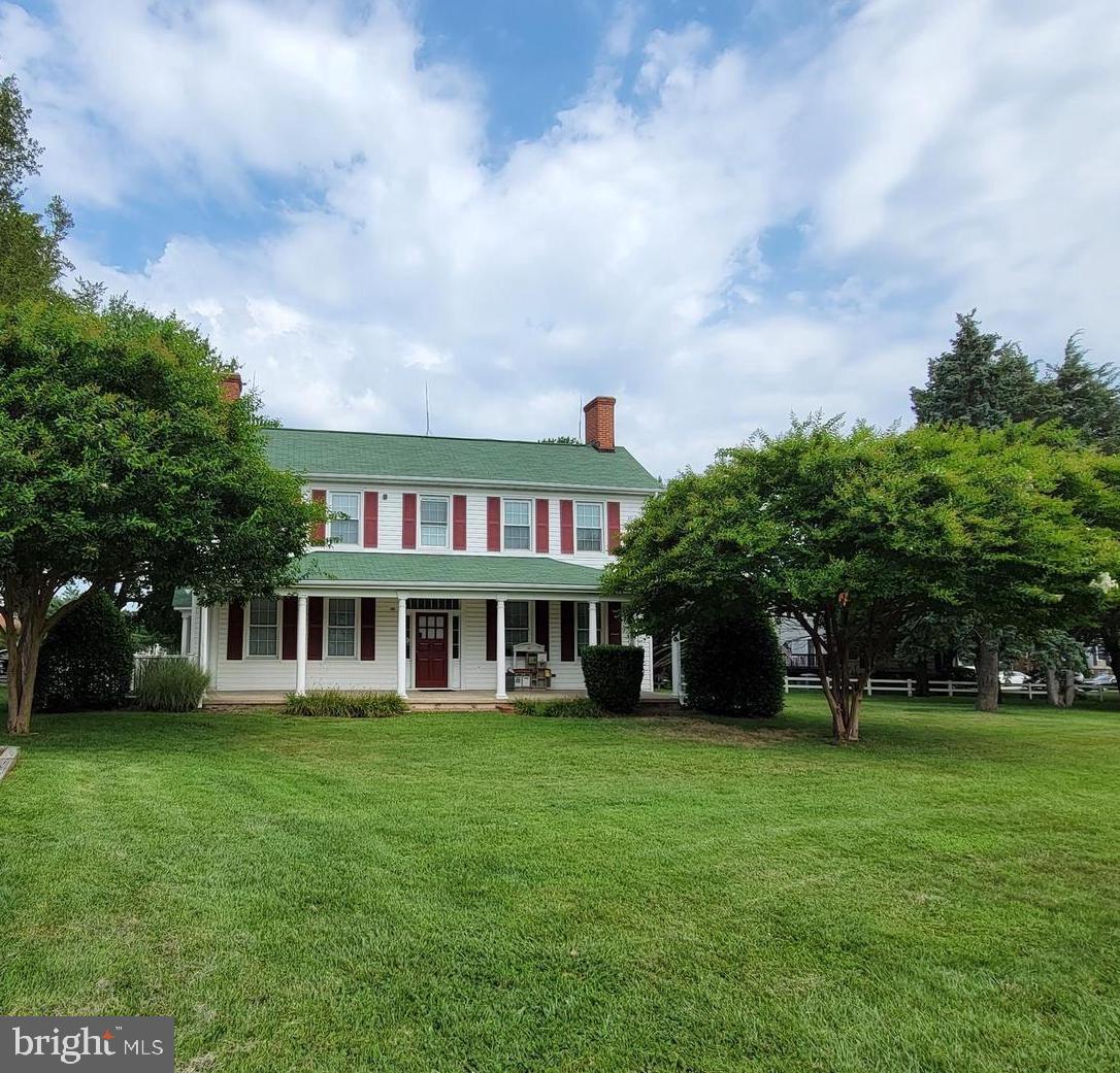ELIZABETHS LANDING - Residential