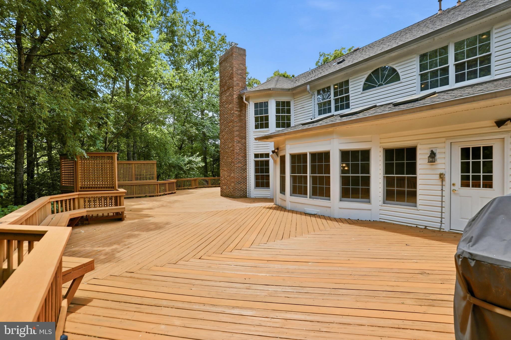 WAPLES CREST - Residential