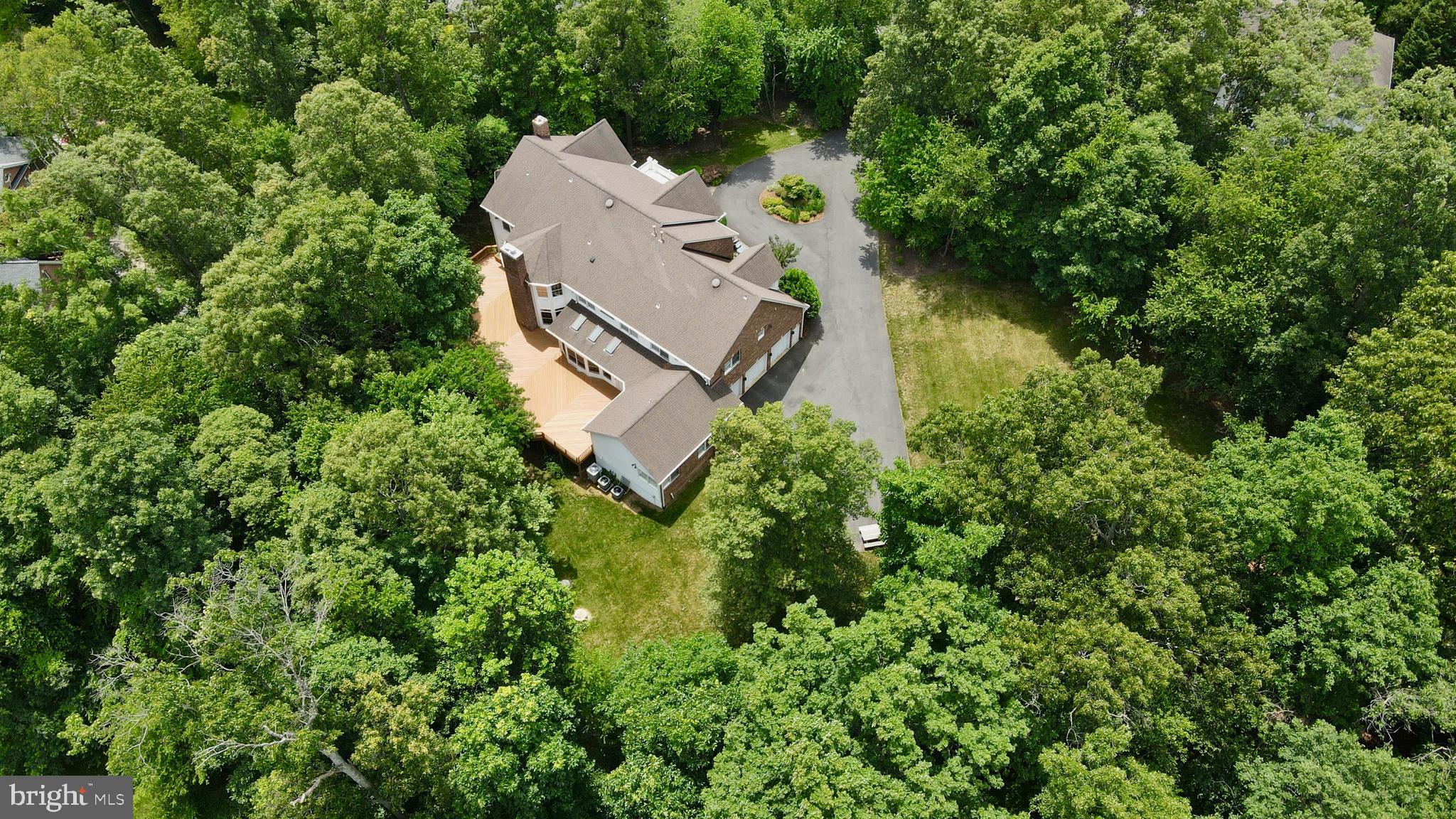 WAPLES CREST - Residential