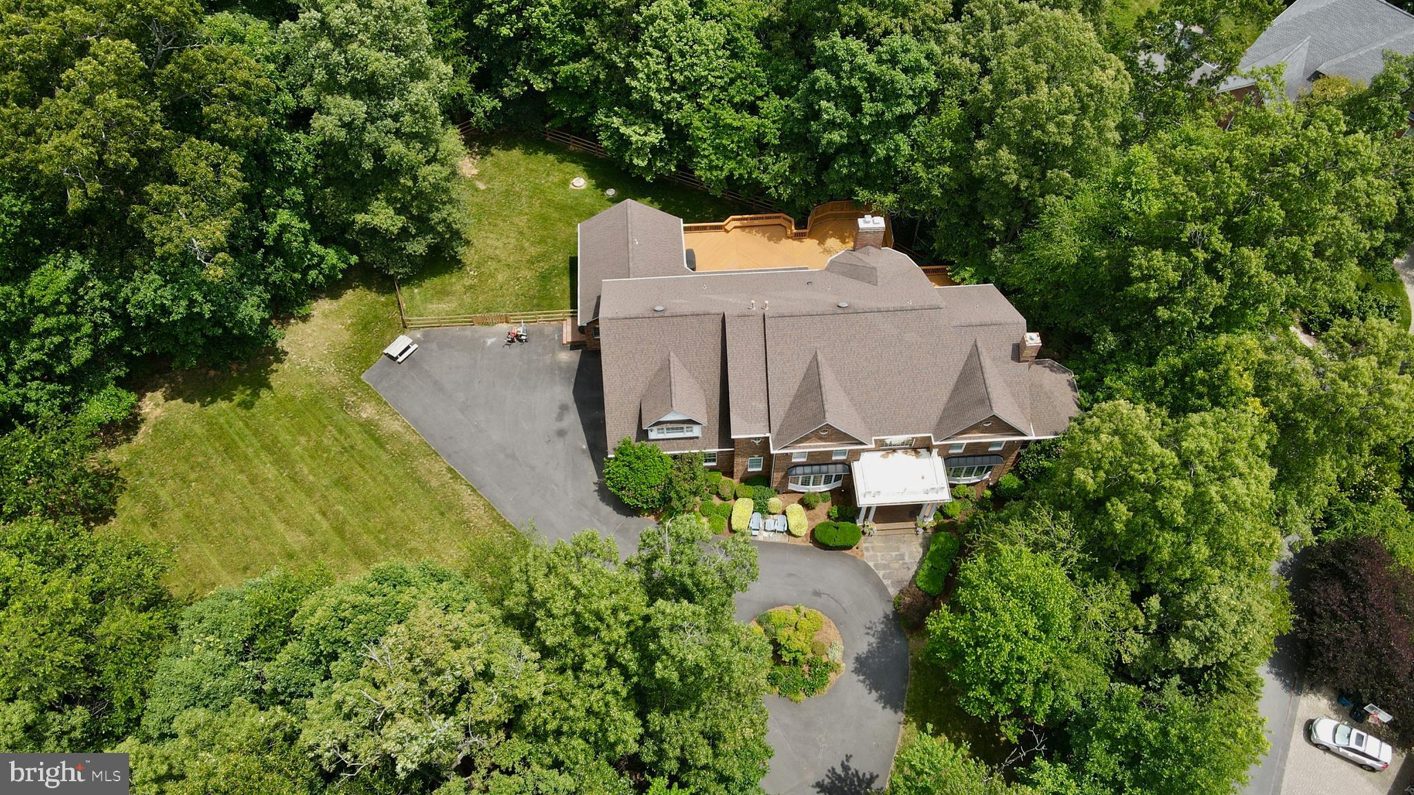 WAPLES CREST - Residential