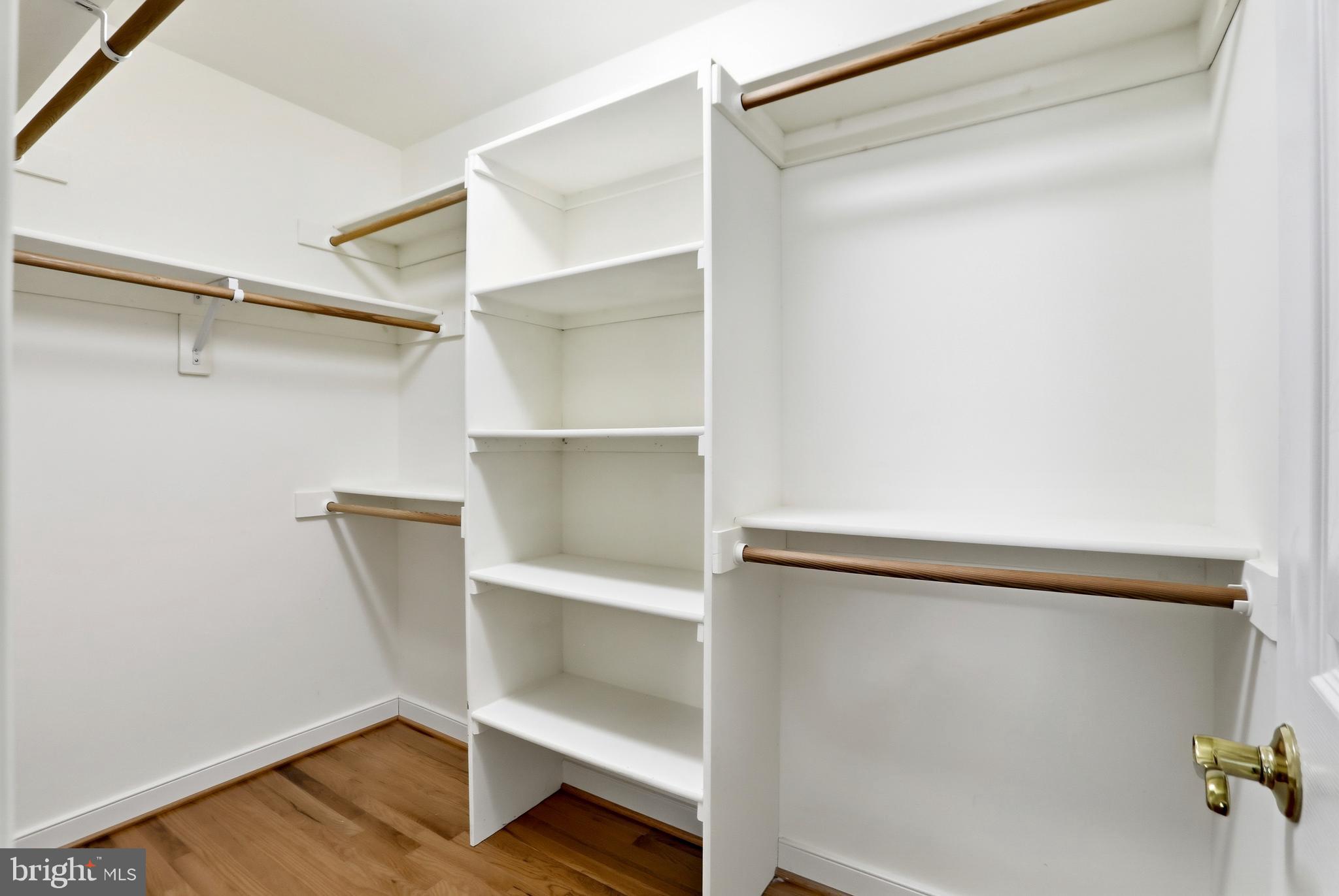 WAPLES CREST - Residential