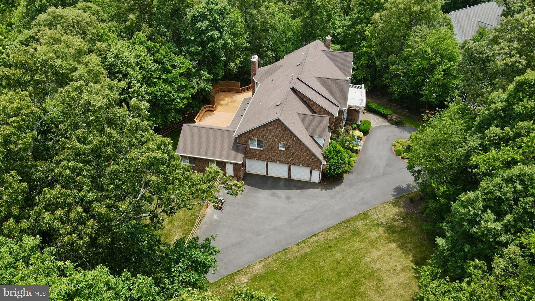 WAPLES CREST - Residential