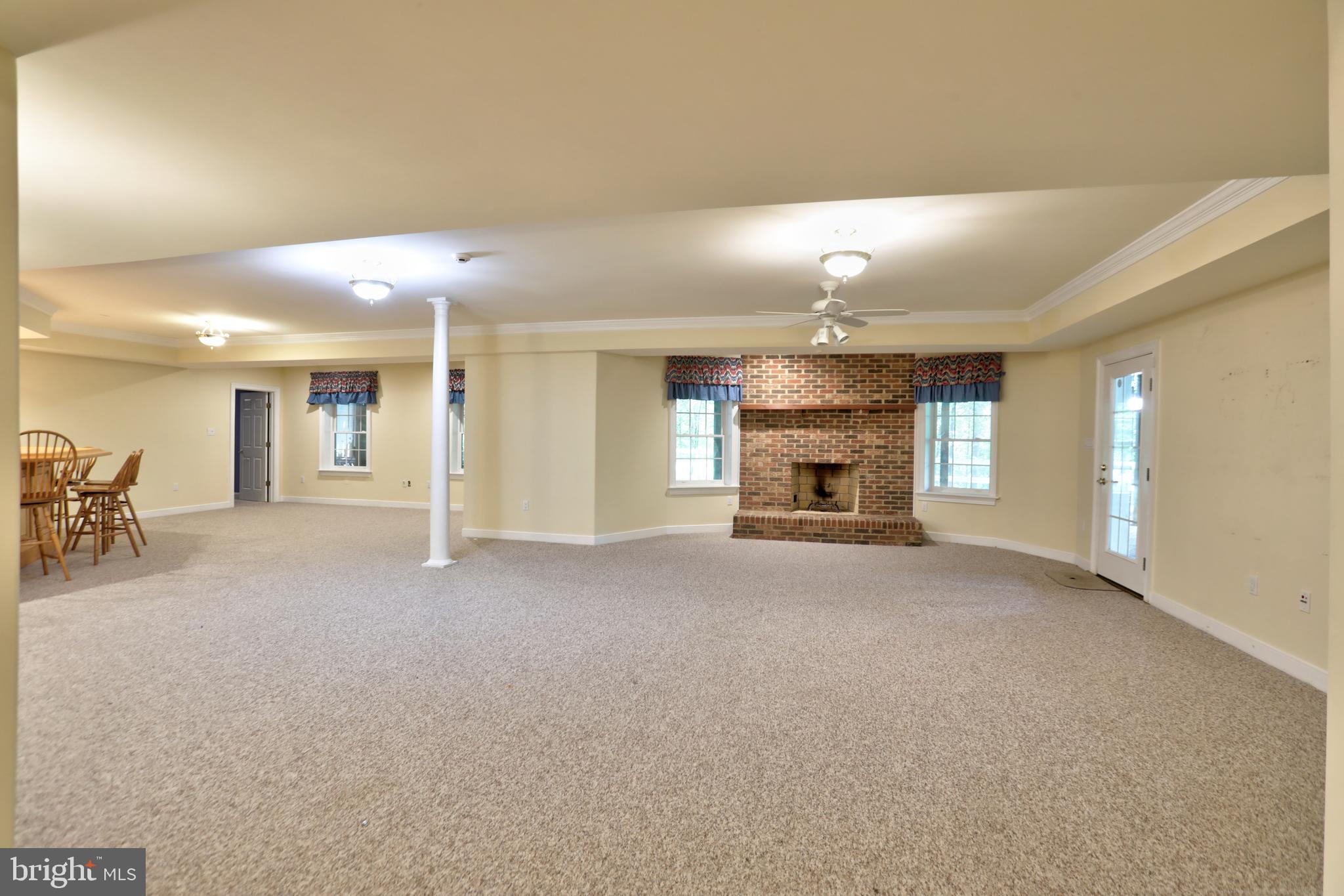WAPLES CREST - Residential