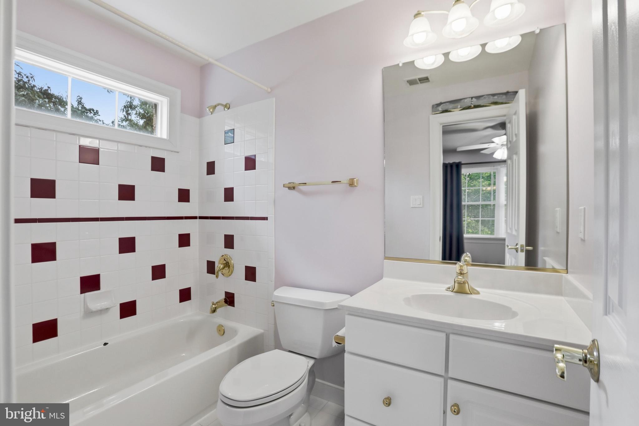 WAPLES CREST - Residential