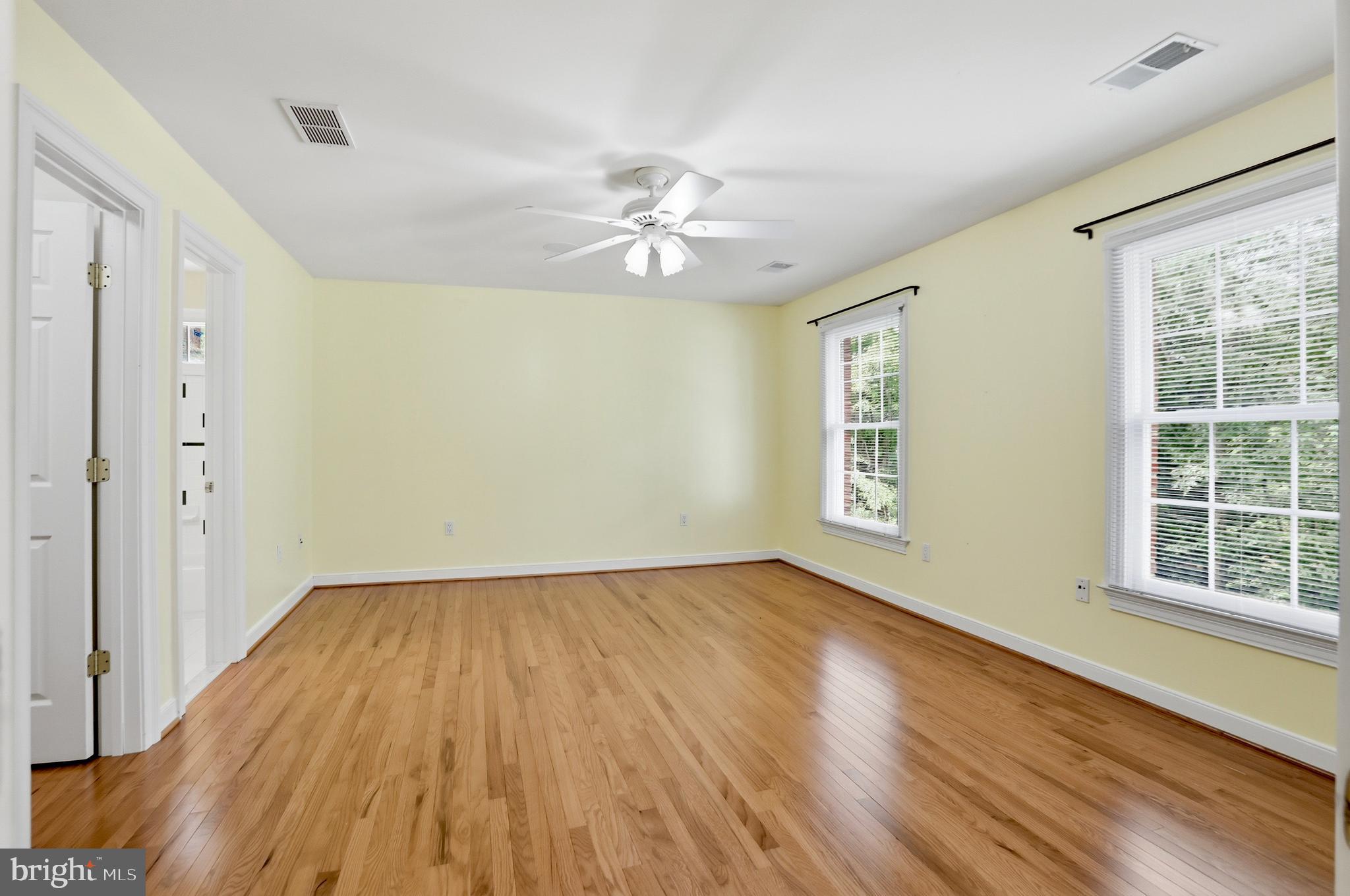 WAPLES CREST - Residential