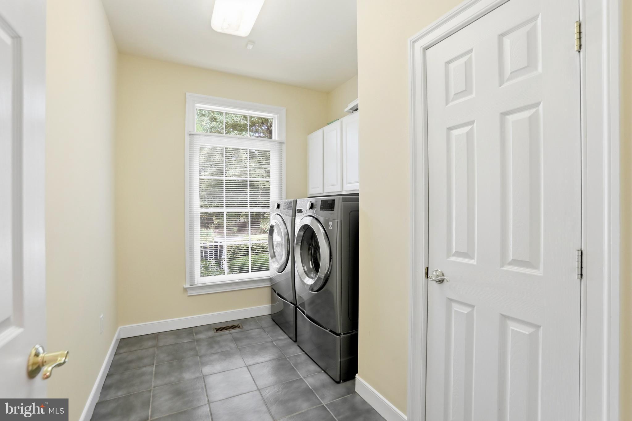 WAPLES CREST - Residential