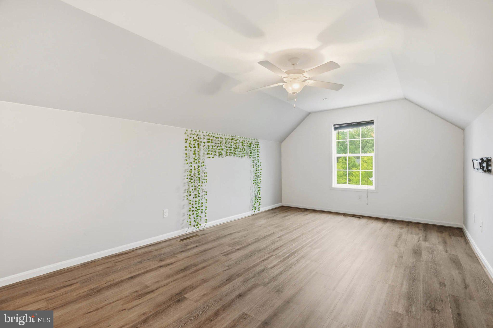 ELKS LANDING - Residential