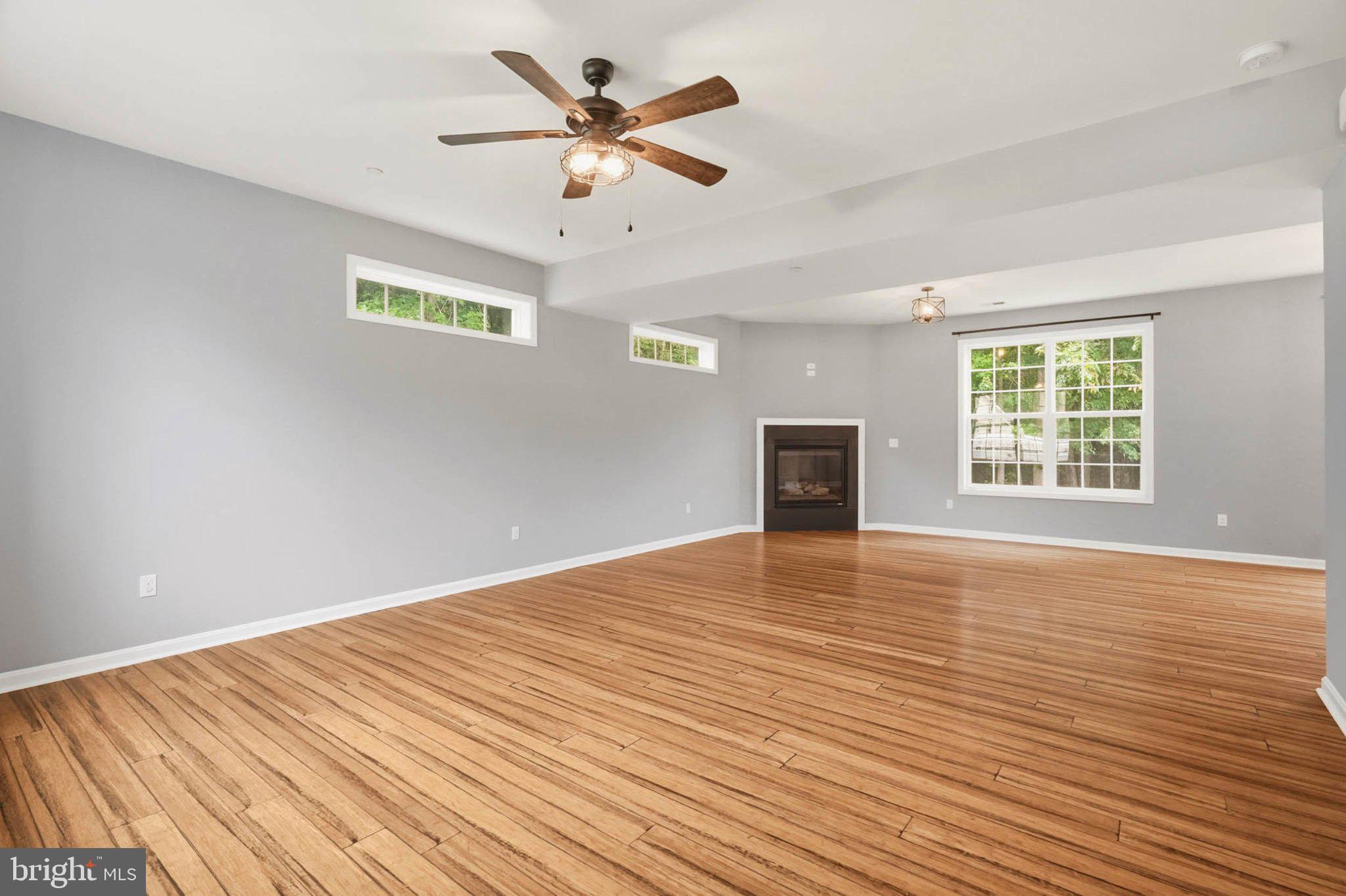 ELKS LANDING - Residential