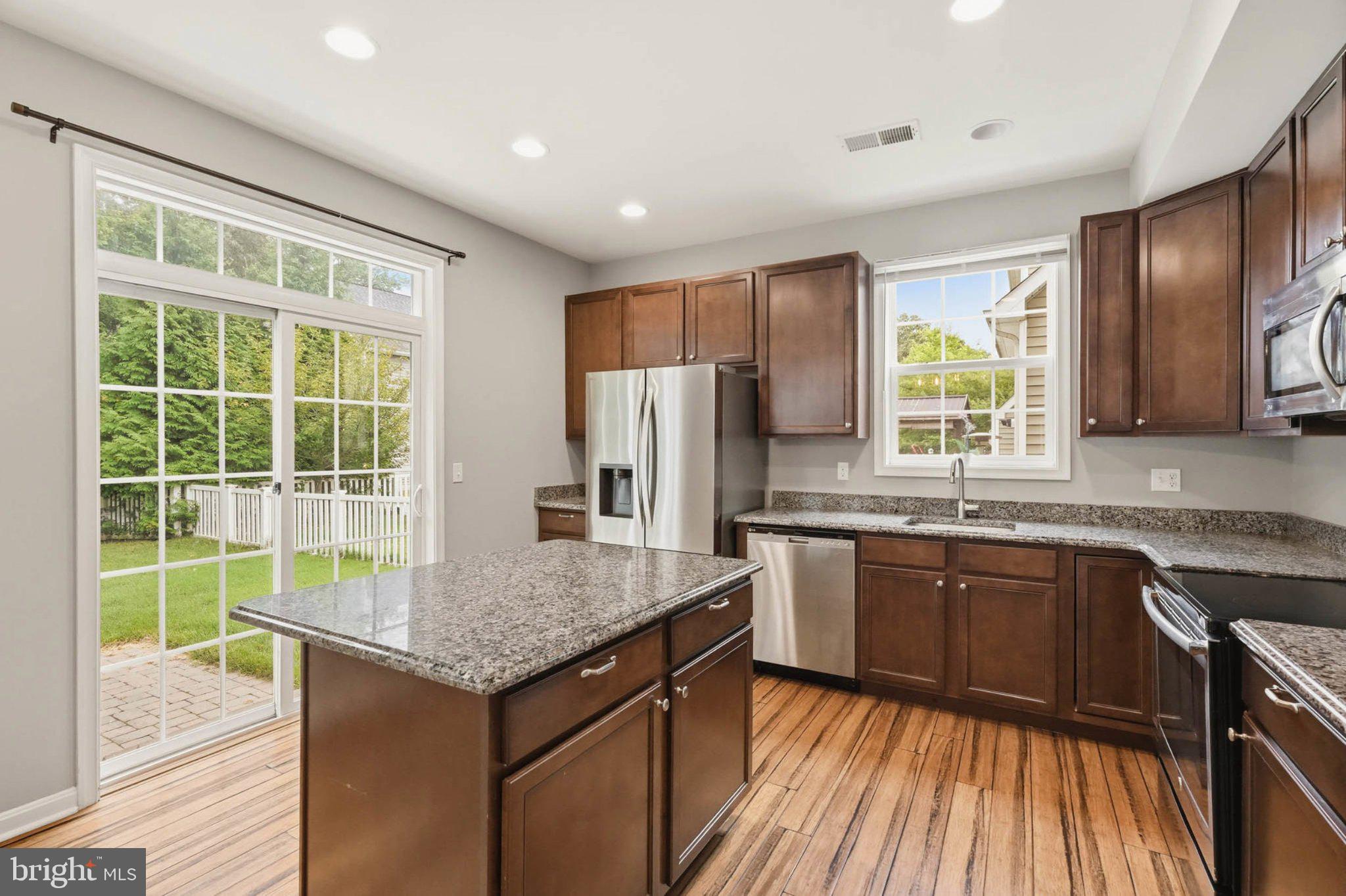 ELKS LANDING - Residential