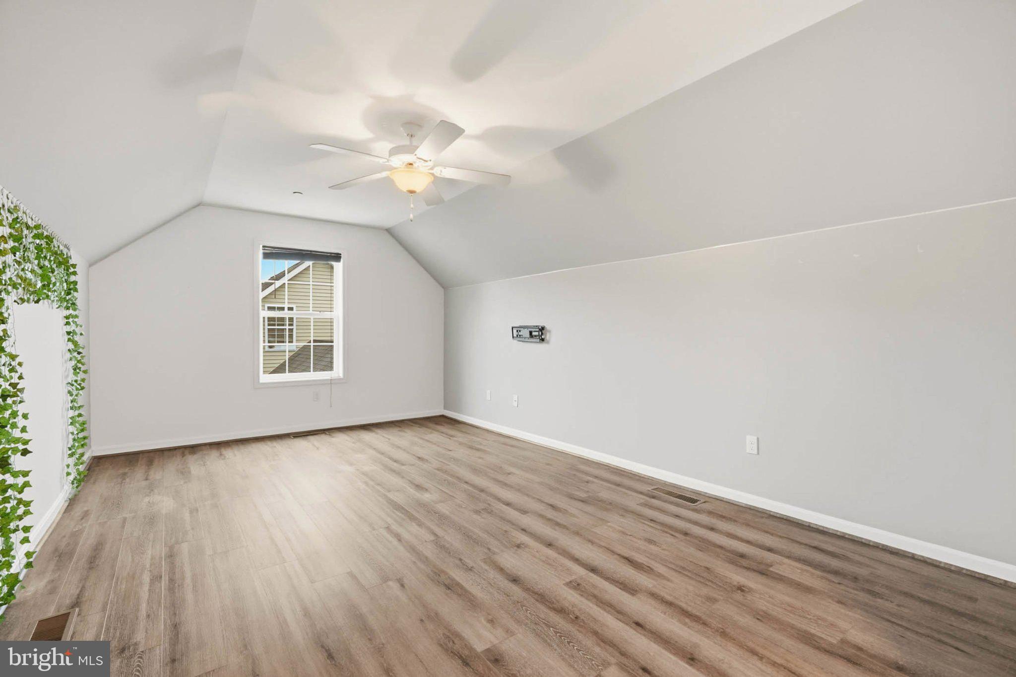 ELKS LANDING - Residential