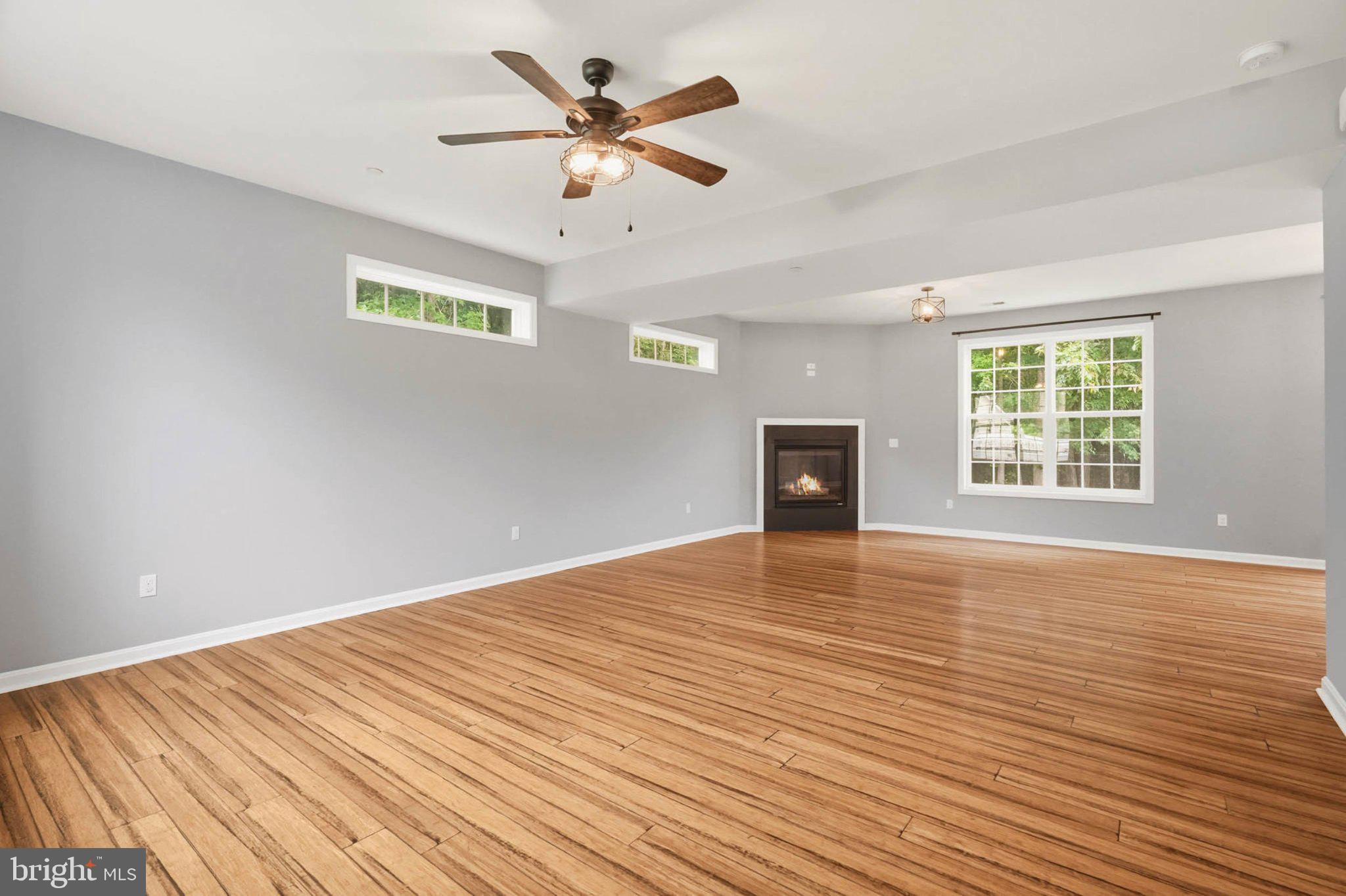 ELKS LANDING - Residential
