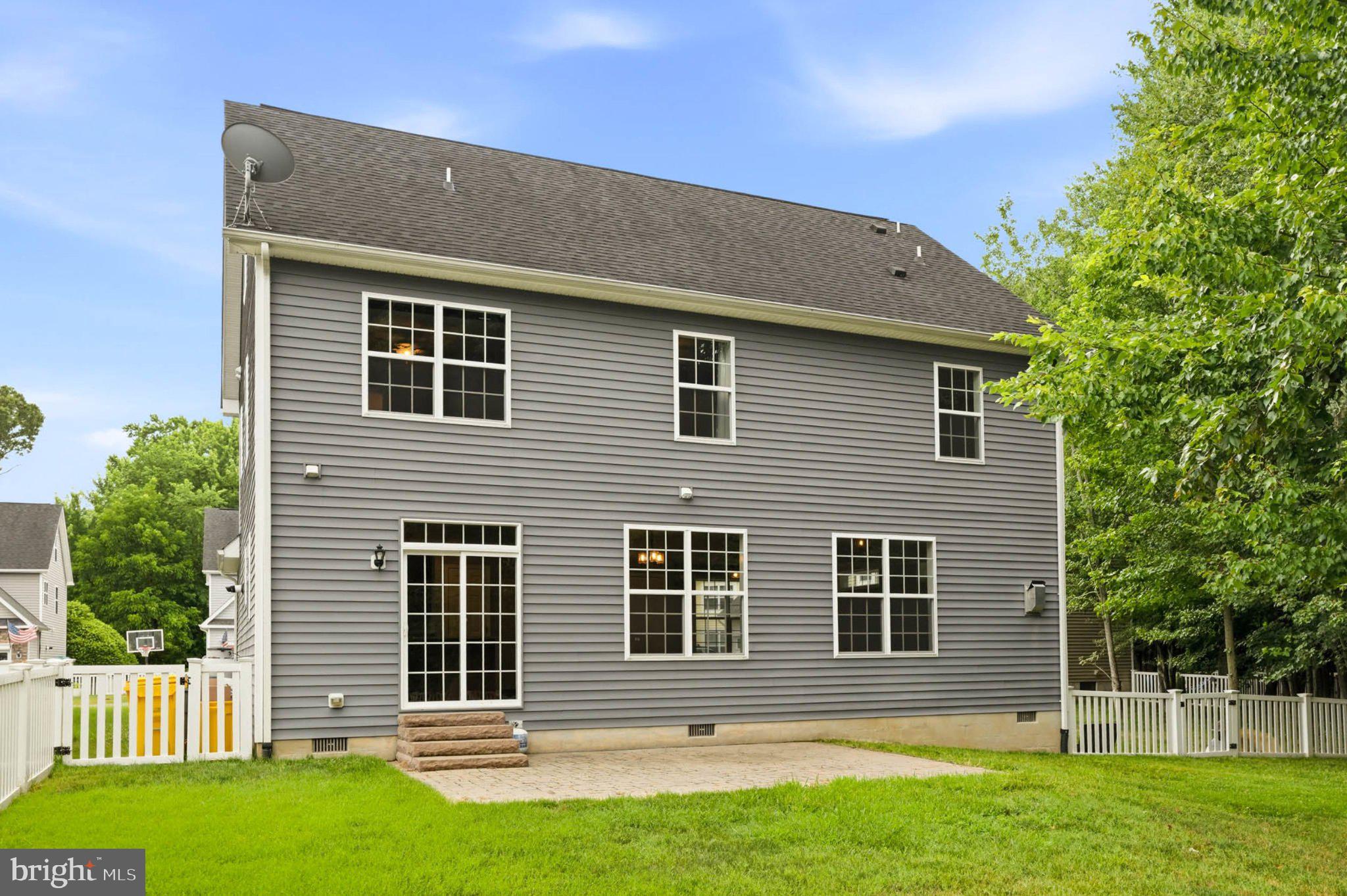 ELKS LANDING - Residential