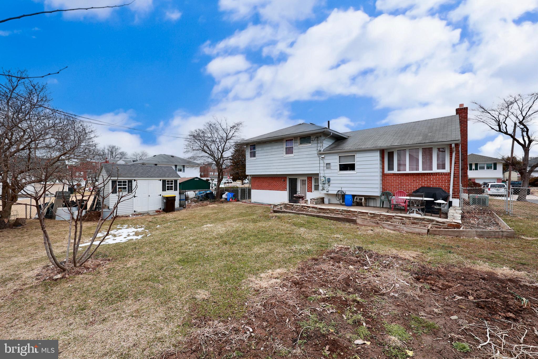 PHILADELPHIA (NORTHEAST) - Residential