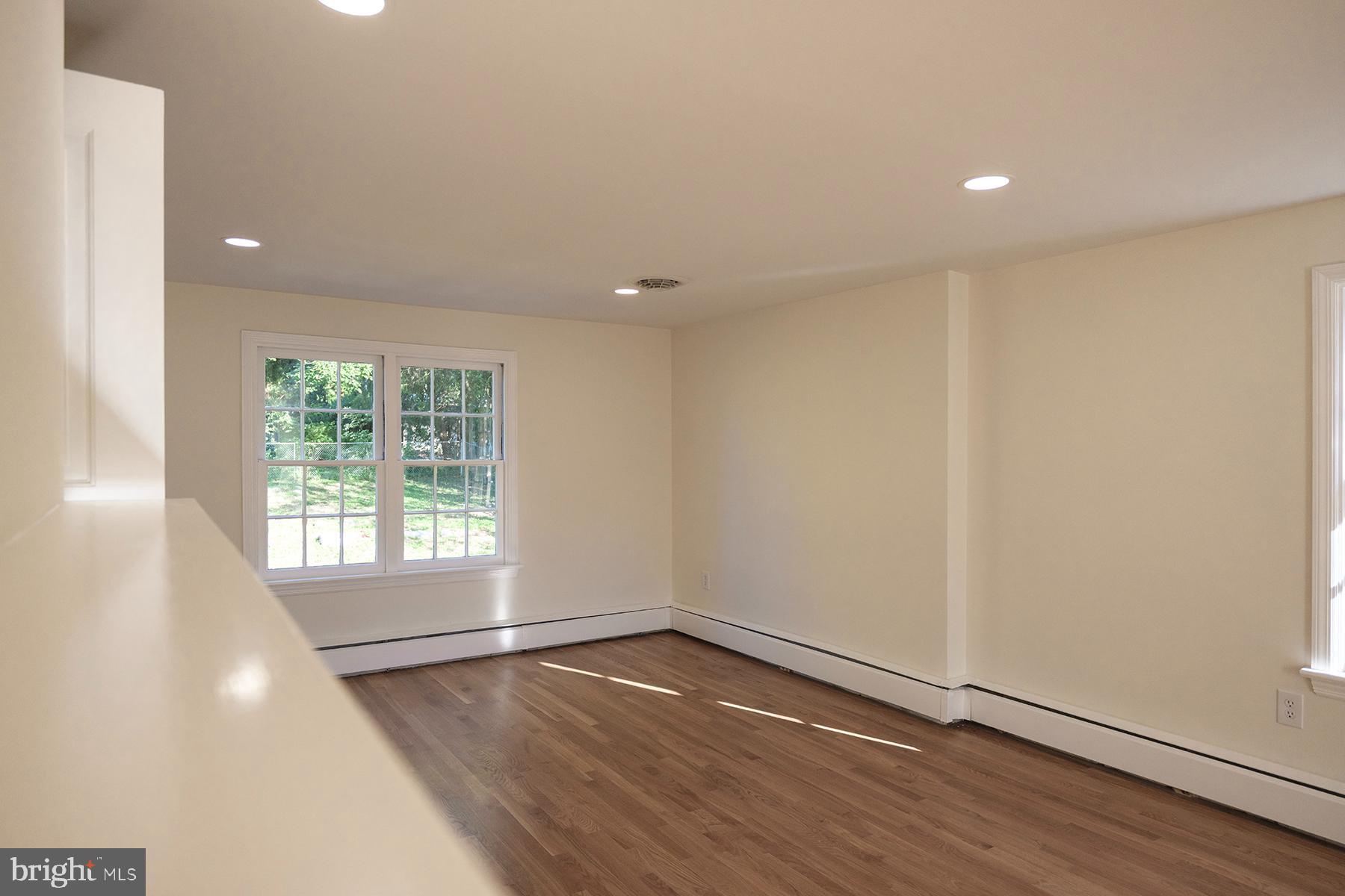 NORTH END - Residential