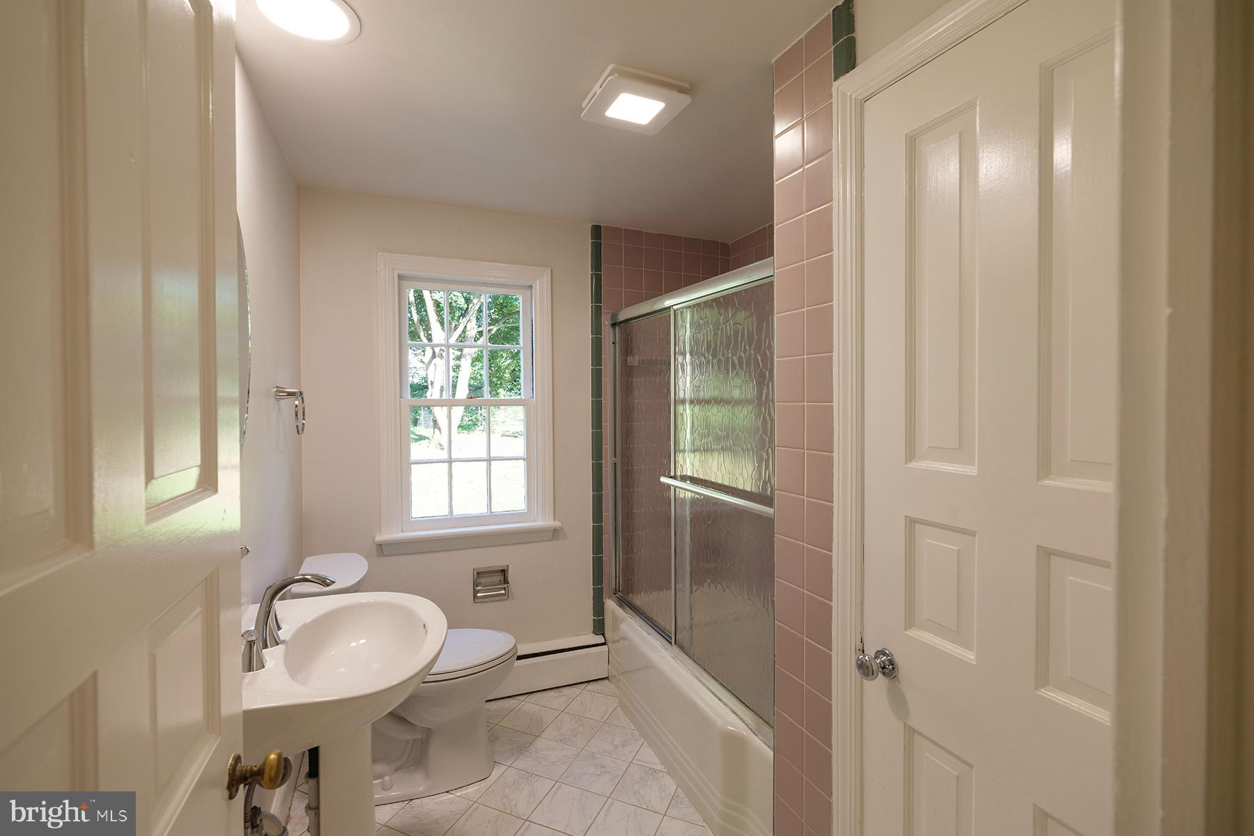NORTH END - Residential