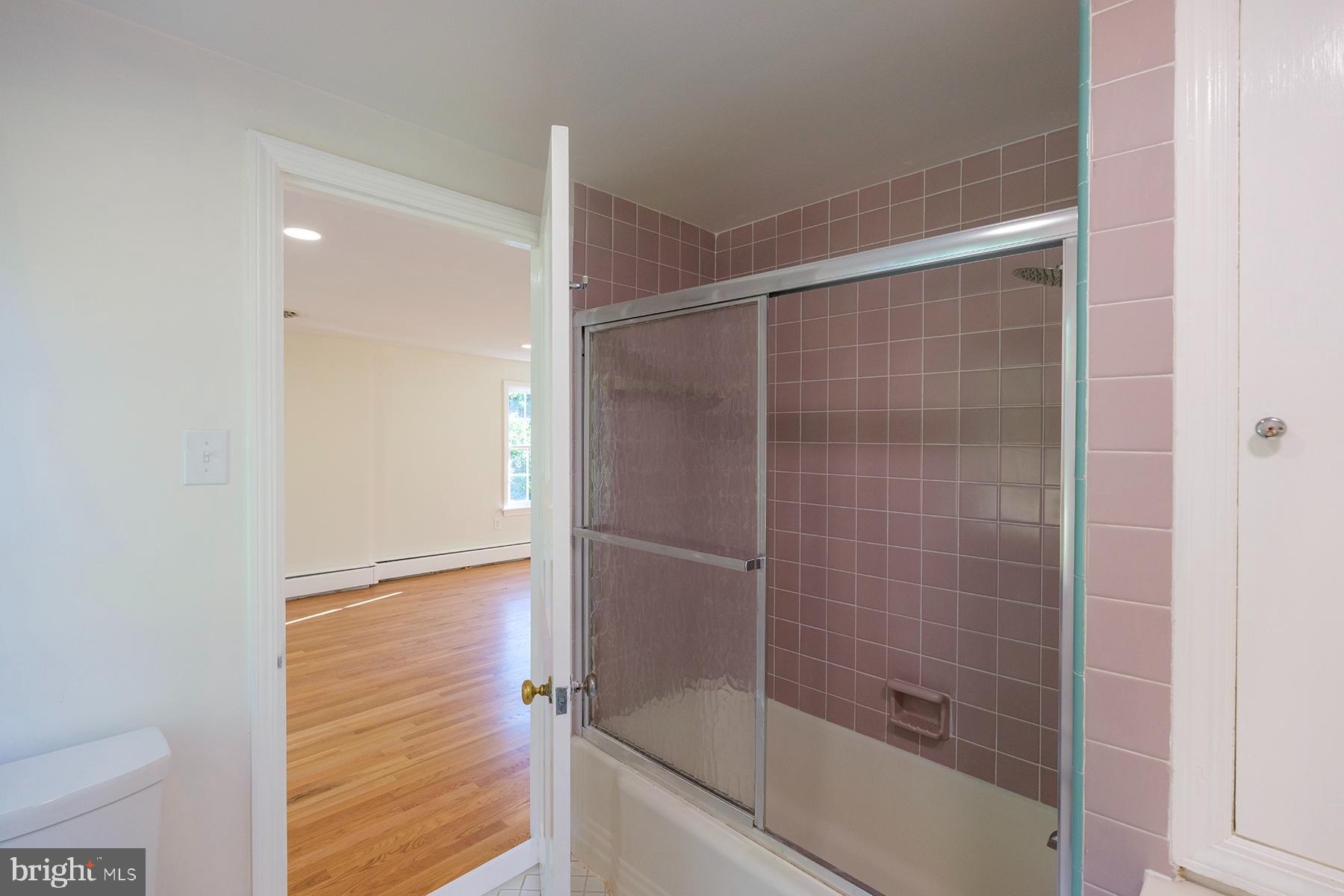 NORTH END - Residential