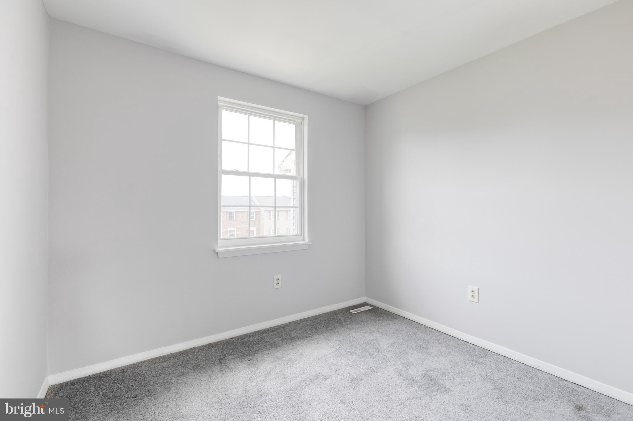 ELIZABETHS LANDING - Residential
