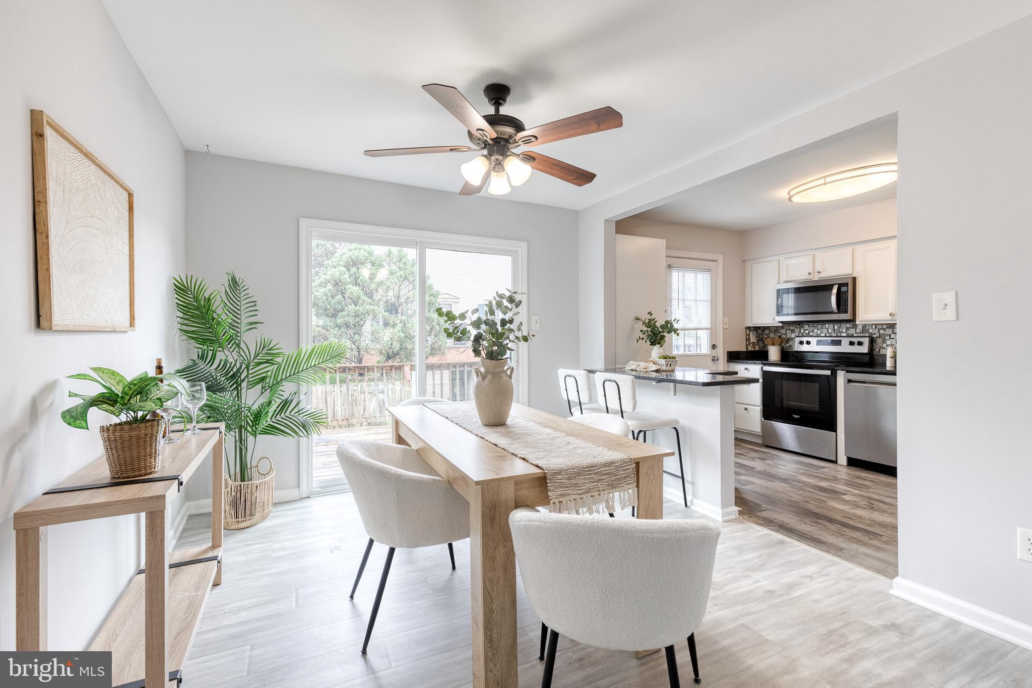 ELIZABETHS LANDING - Residential