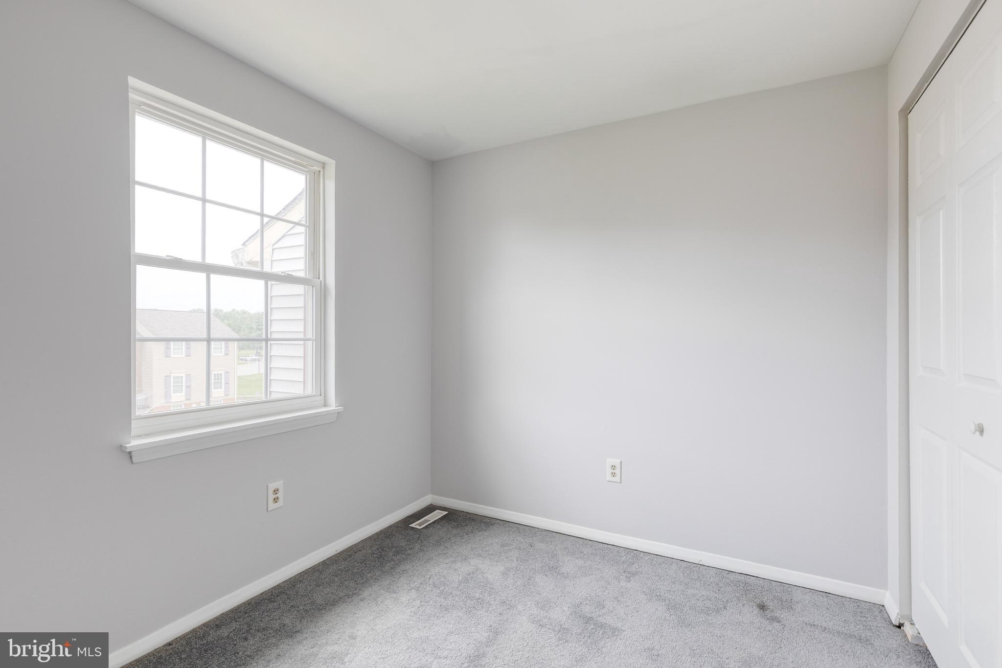ELIZABETHS LANDING - Residential