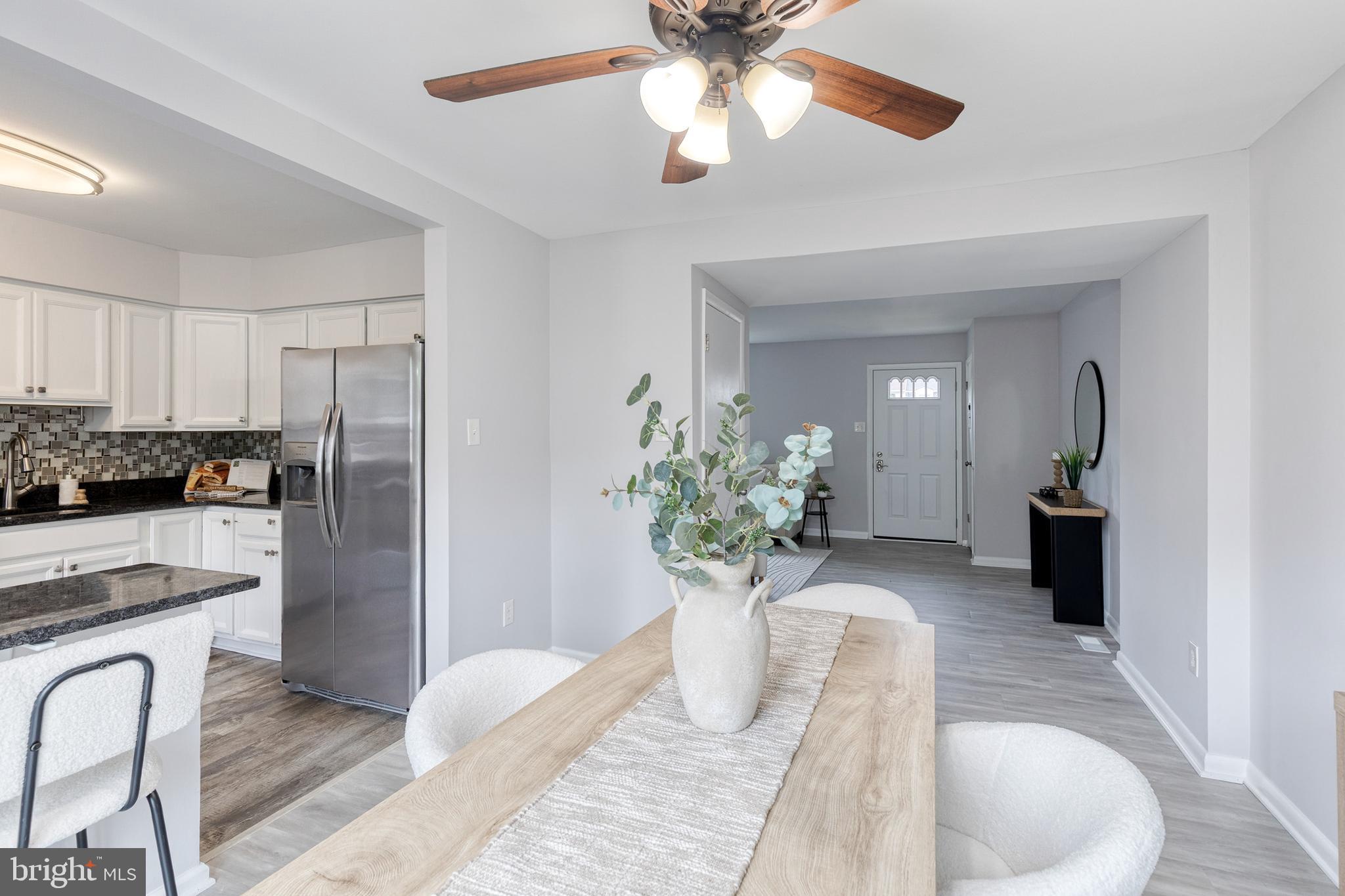 ELIZABETHS LANDING - Residential